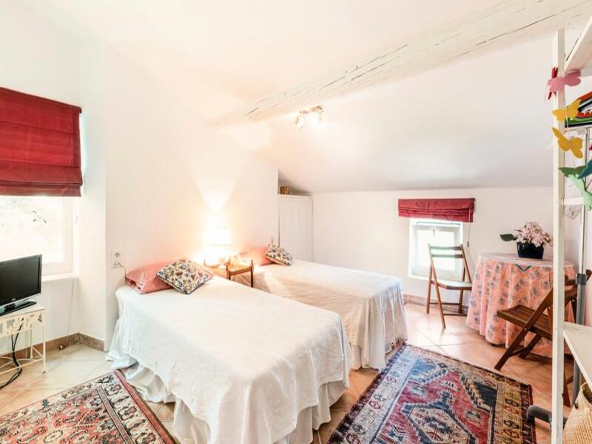 Authentiek familiehuis in Provence met 8 slaapkamers, privézwembad en grote tuin - foto 41