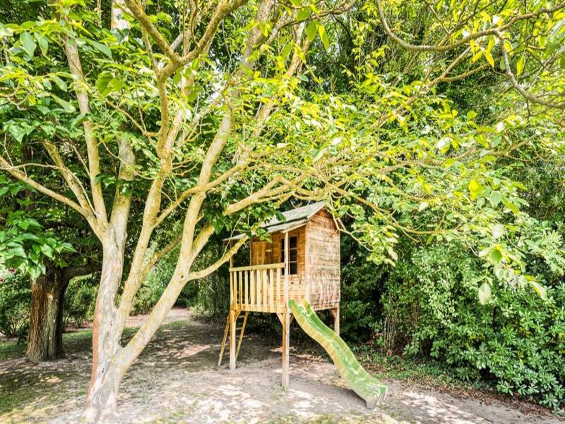 Authentiek familiehuis in Provence met 8 slaapkamers, privézwembad en grote tuin - foto 48