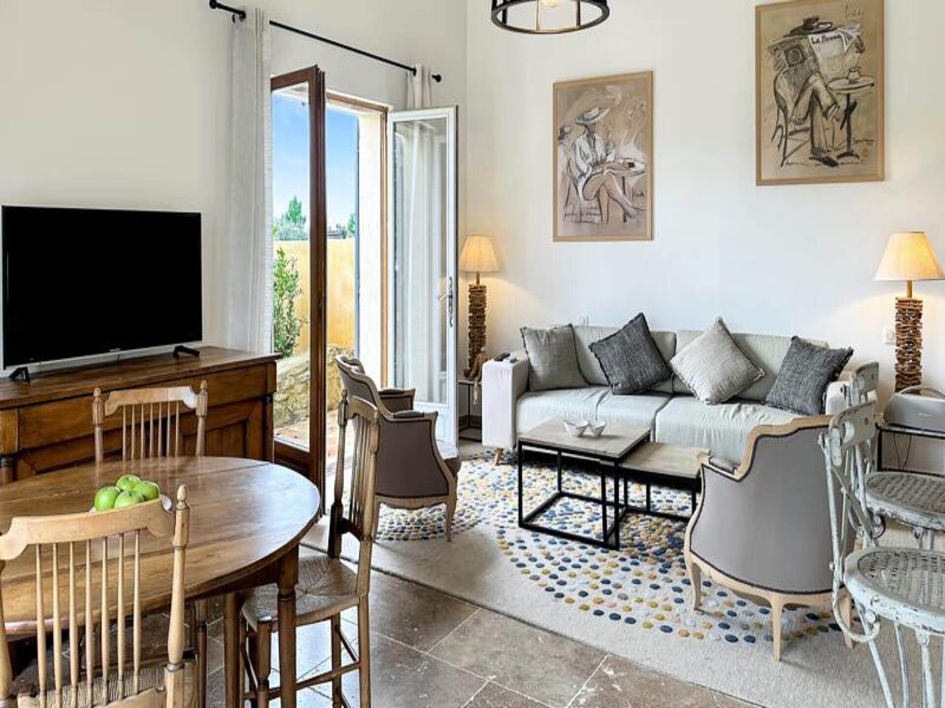 Stijlvol appartement met privéterras in het hart van Lourmarin - foto 7