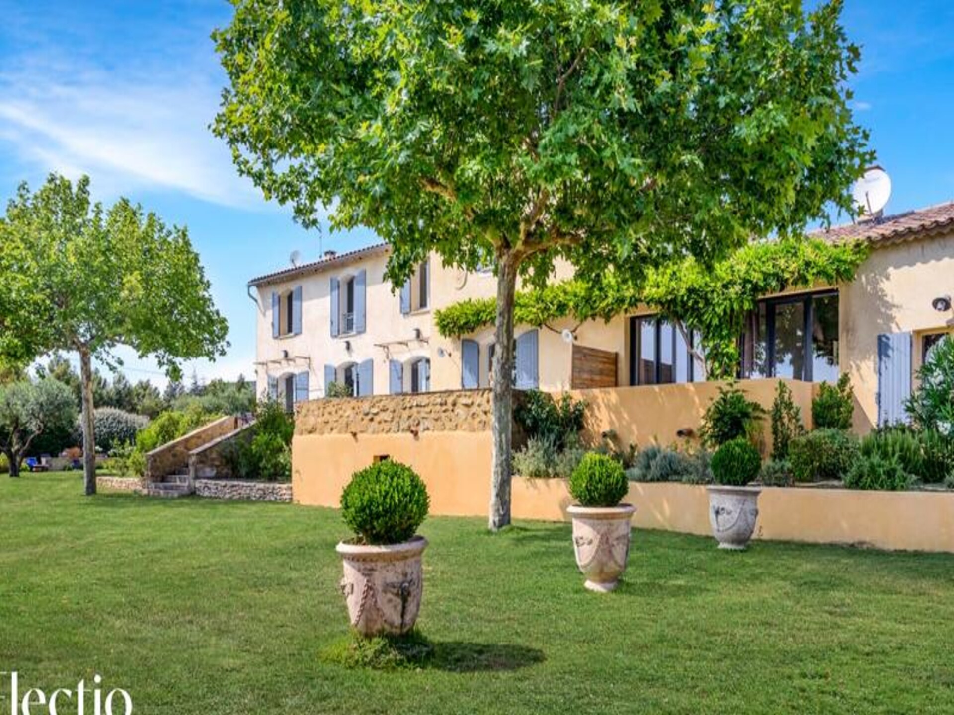 Stijlvol appartement met privéterras in het hart van Lourmarin - foto 21