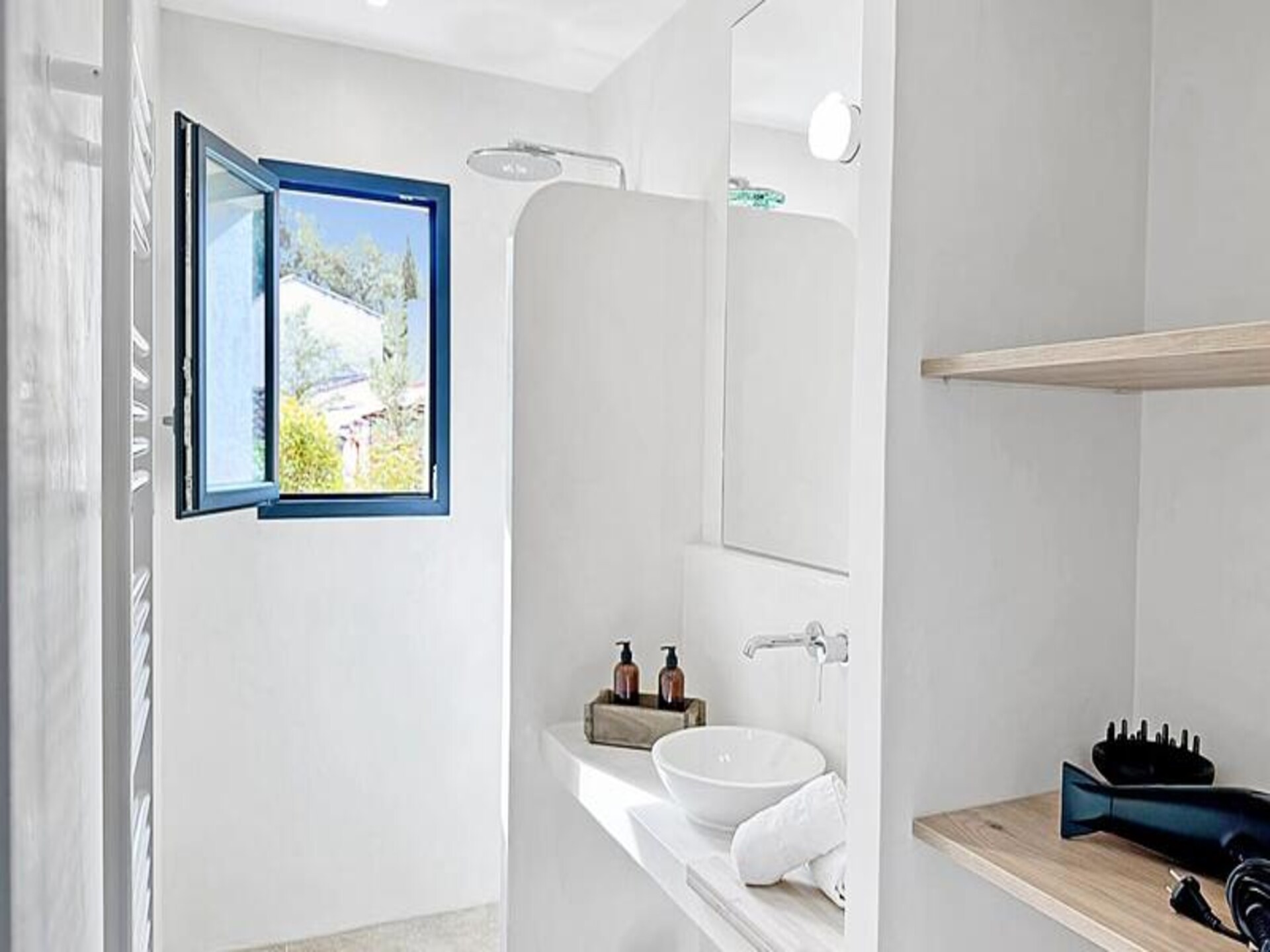 Villa Oliveda in Lourmarin: privézwembad, bioscoopzaal en zonnige tuin - foto 11