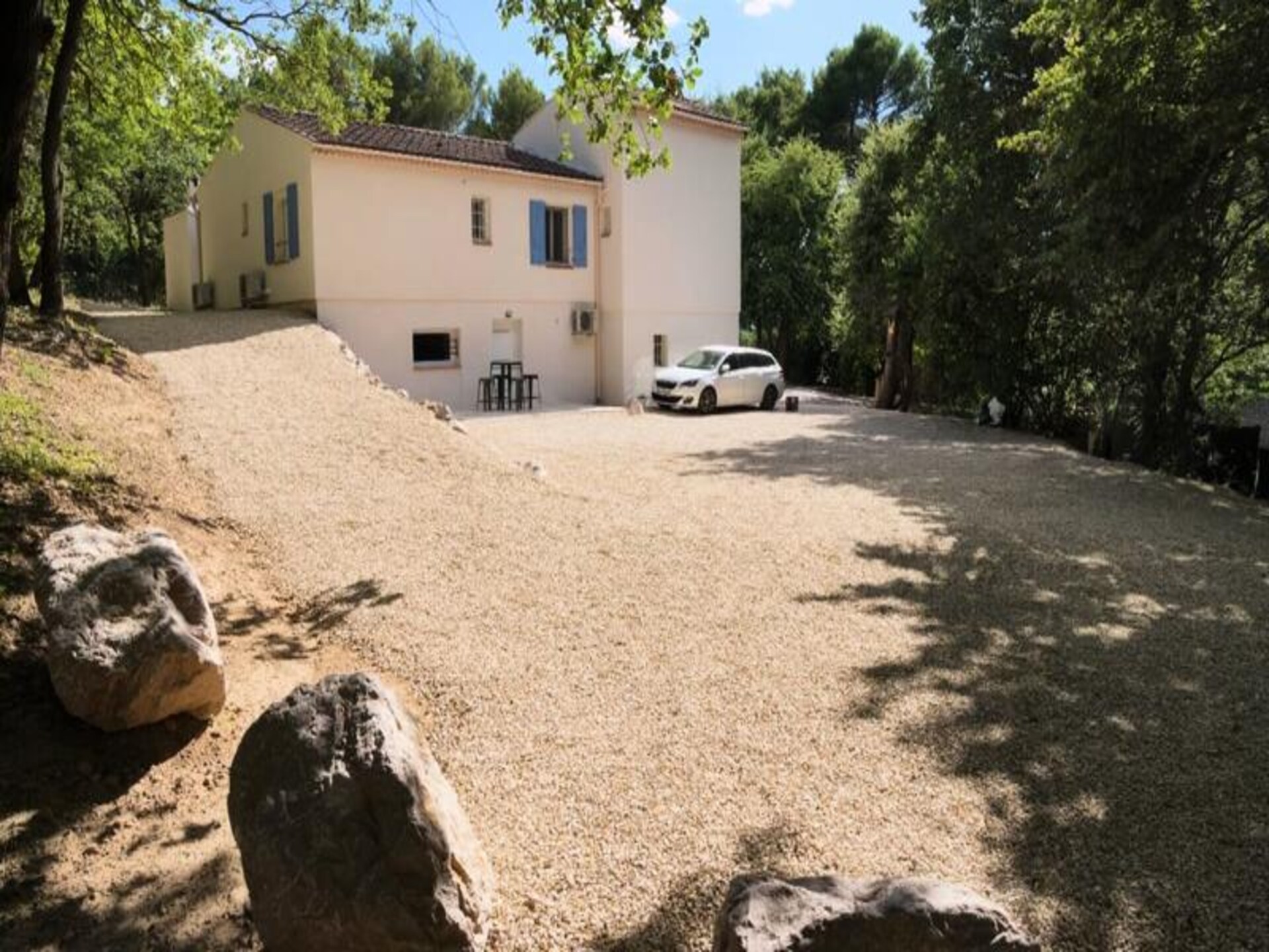 Villa Juliette: sfeervol appartement met tuin in het hart van de Luberon - foto 19