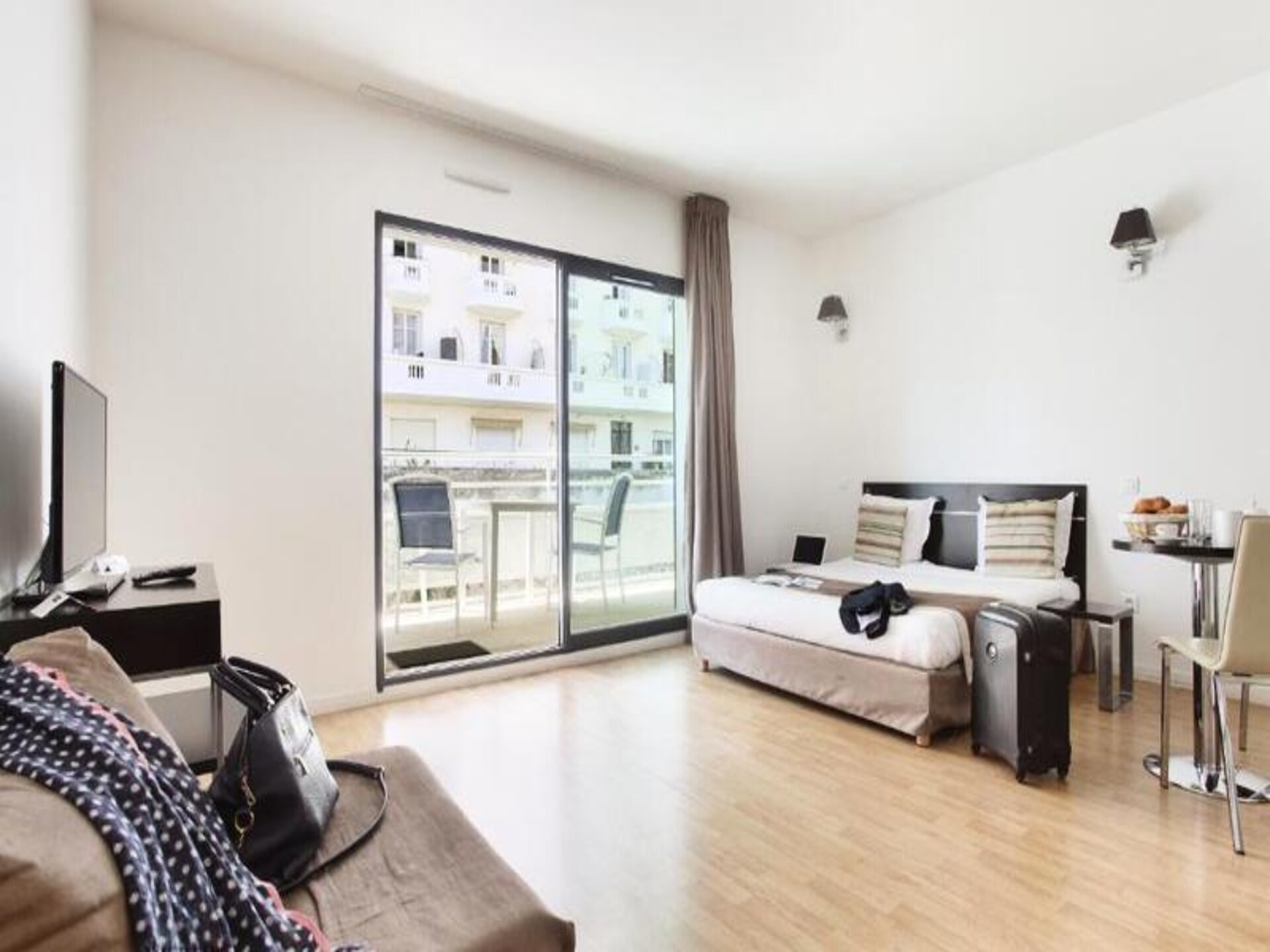 Stijlvol studio-appartement met airco en balkon nabij Monaco - foto 14