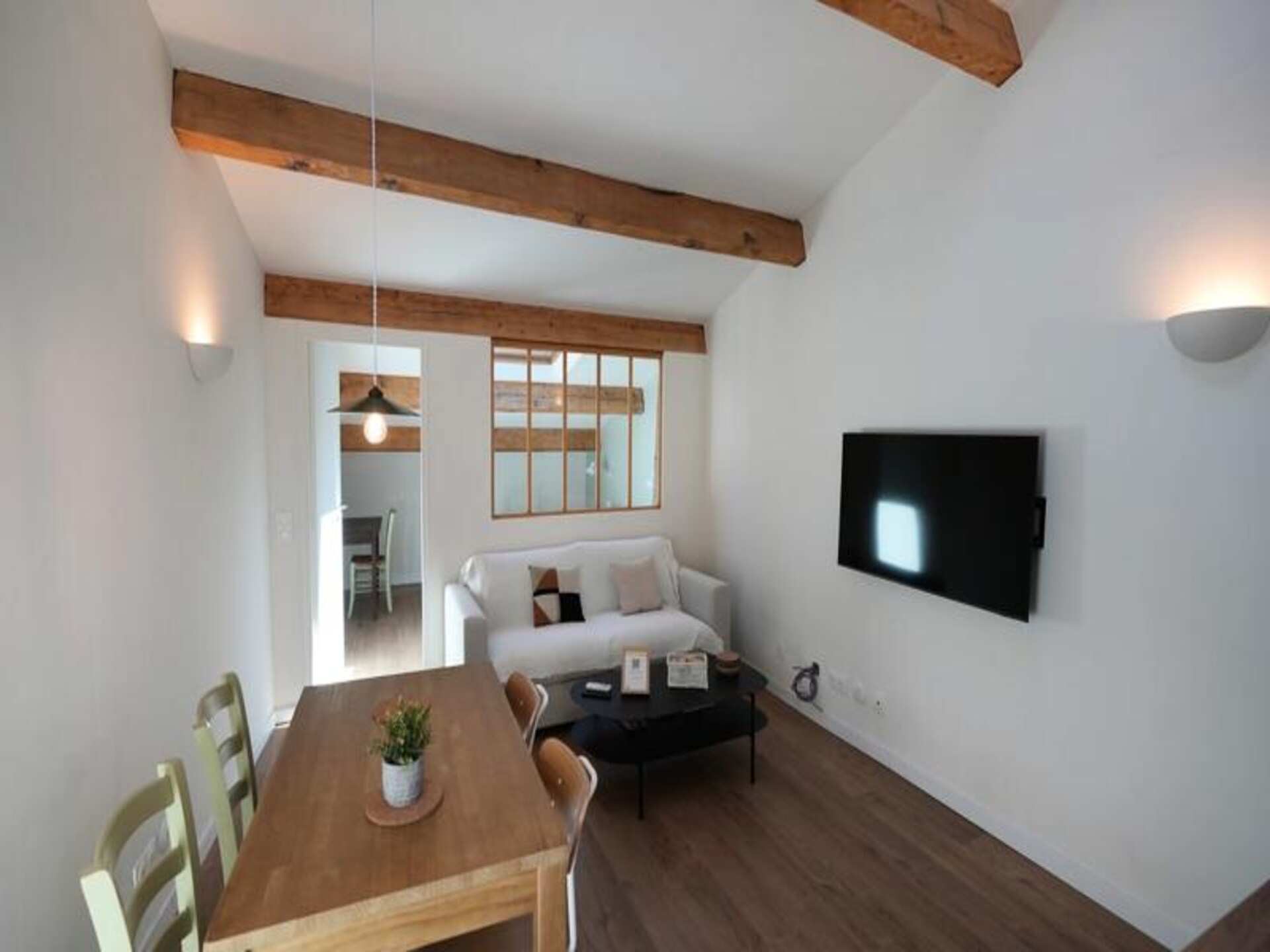 La Tourterelle: Stijlvol appartement in het historische hart van Pertuis - foto 11
