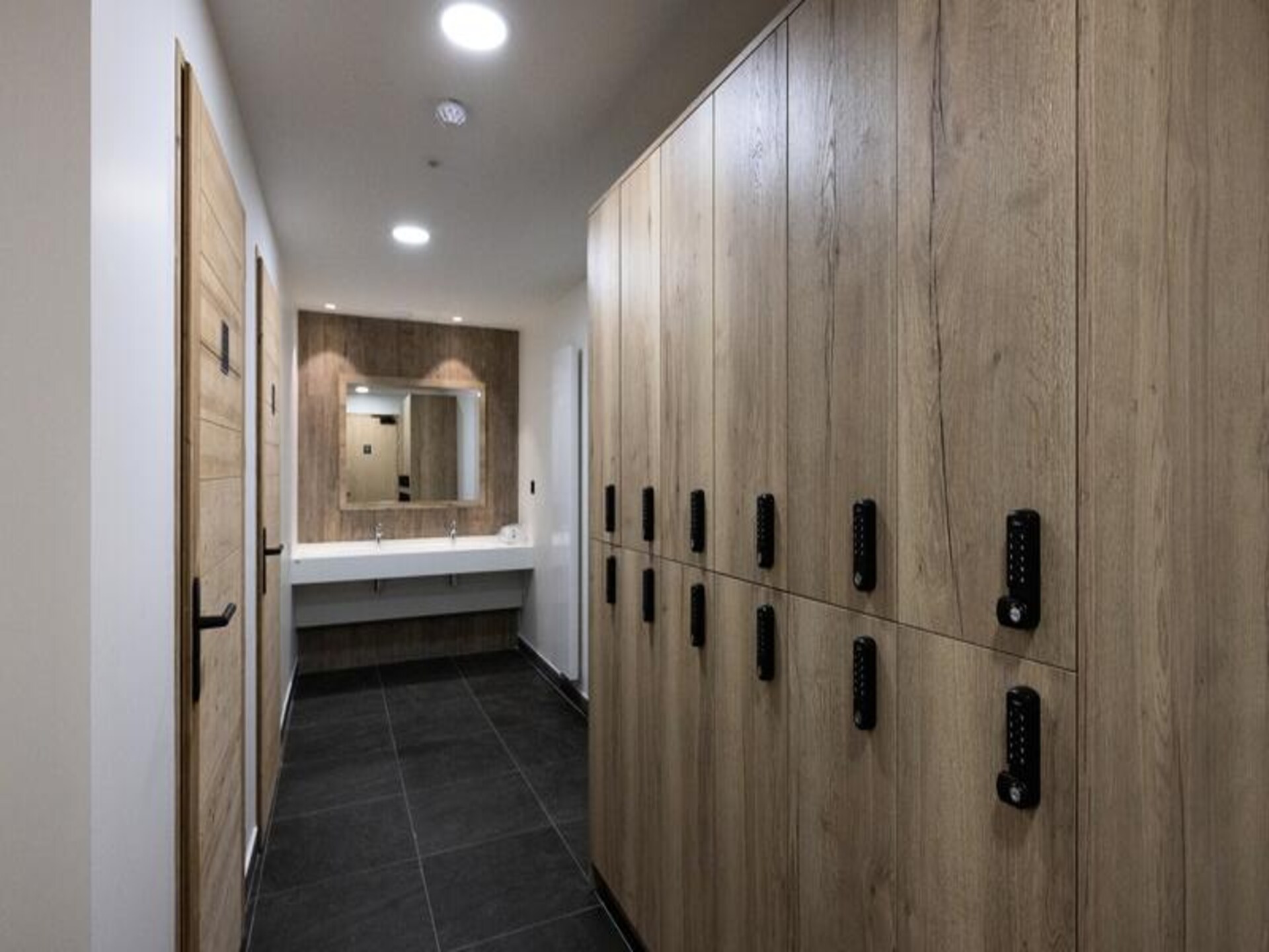 Ruim 14-persoons appartement in Chantemerle, dichtbij de pistes - foto 9