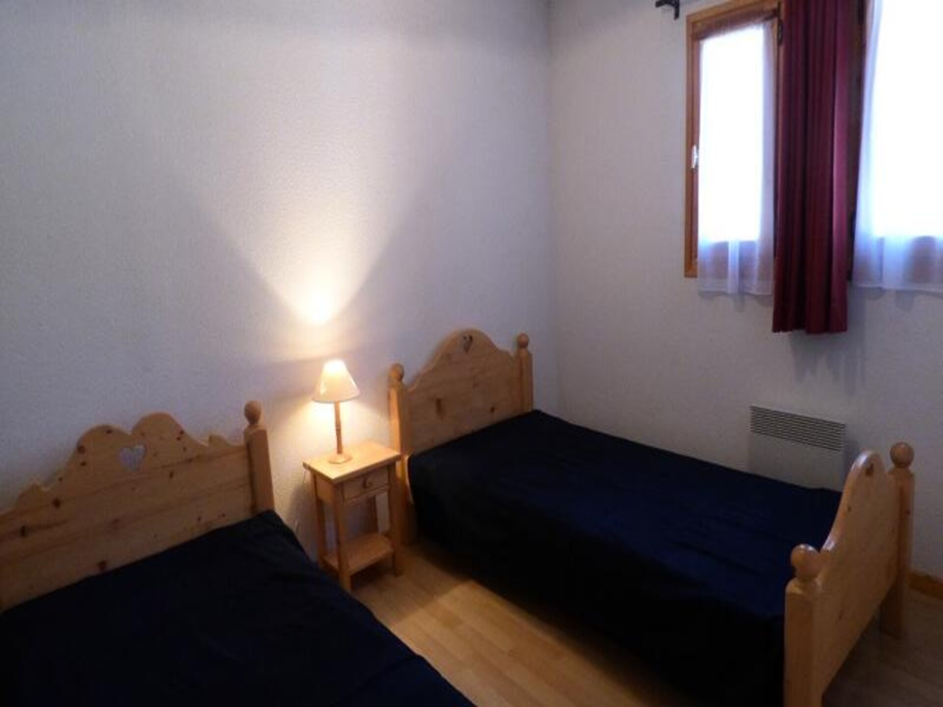Appartement 6 pers. met balkon op 3 km van pistes La Clusaz & Grand Bornand - foto 3