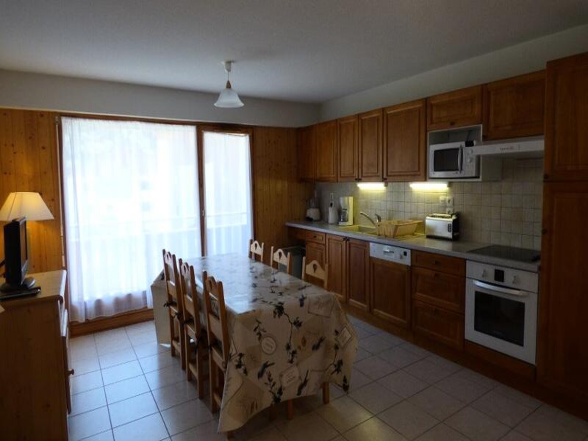 Appartement 6 pers. met balkon op 3 km van pistes La Clusaz & Grand Bornand - foto 4