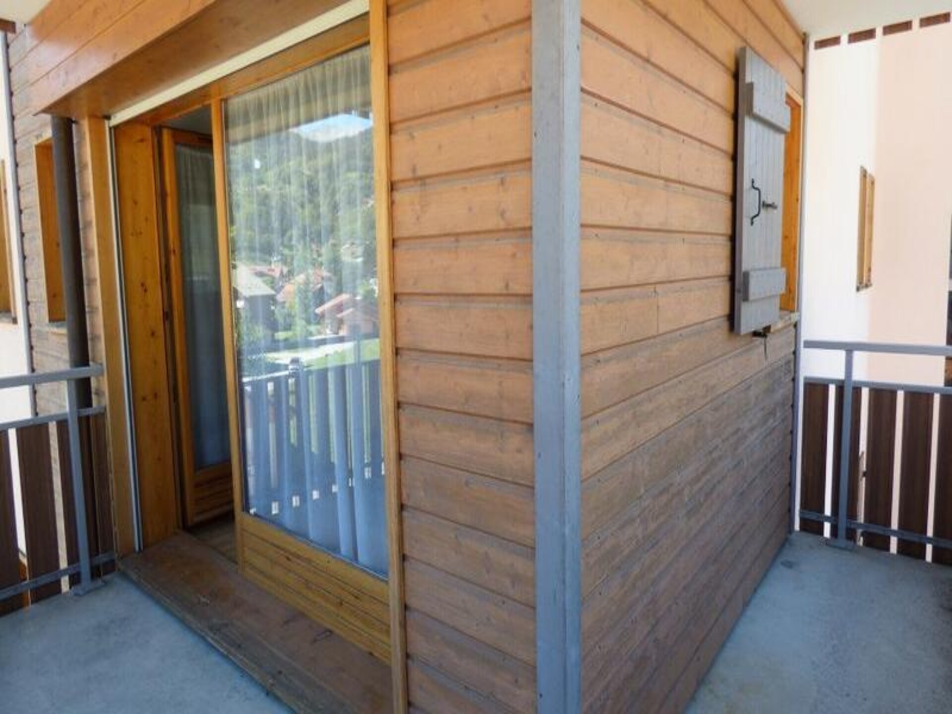 Appartement 6 pers. met balkon op 3 km van pistes La Clusaz & Grand Bornand - foto 8