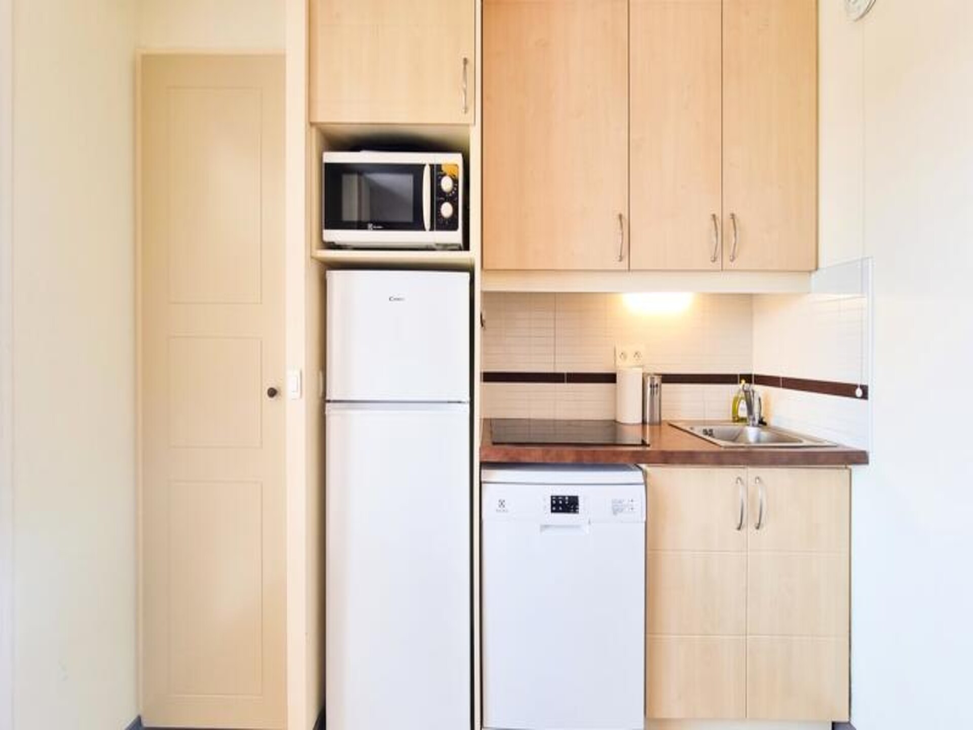 Zonovergoten appartement voor 7 personen met zeezicht nabij de stranden van Agay - foto 11