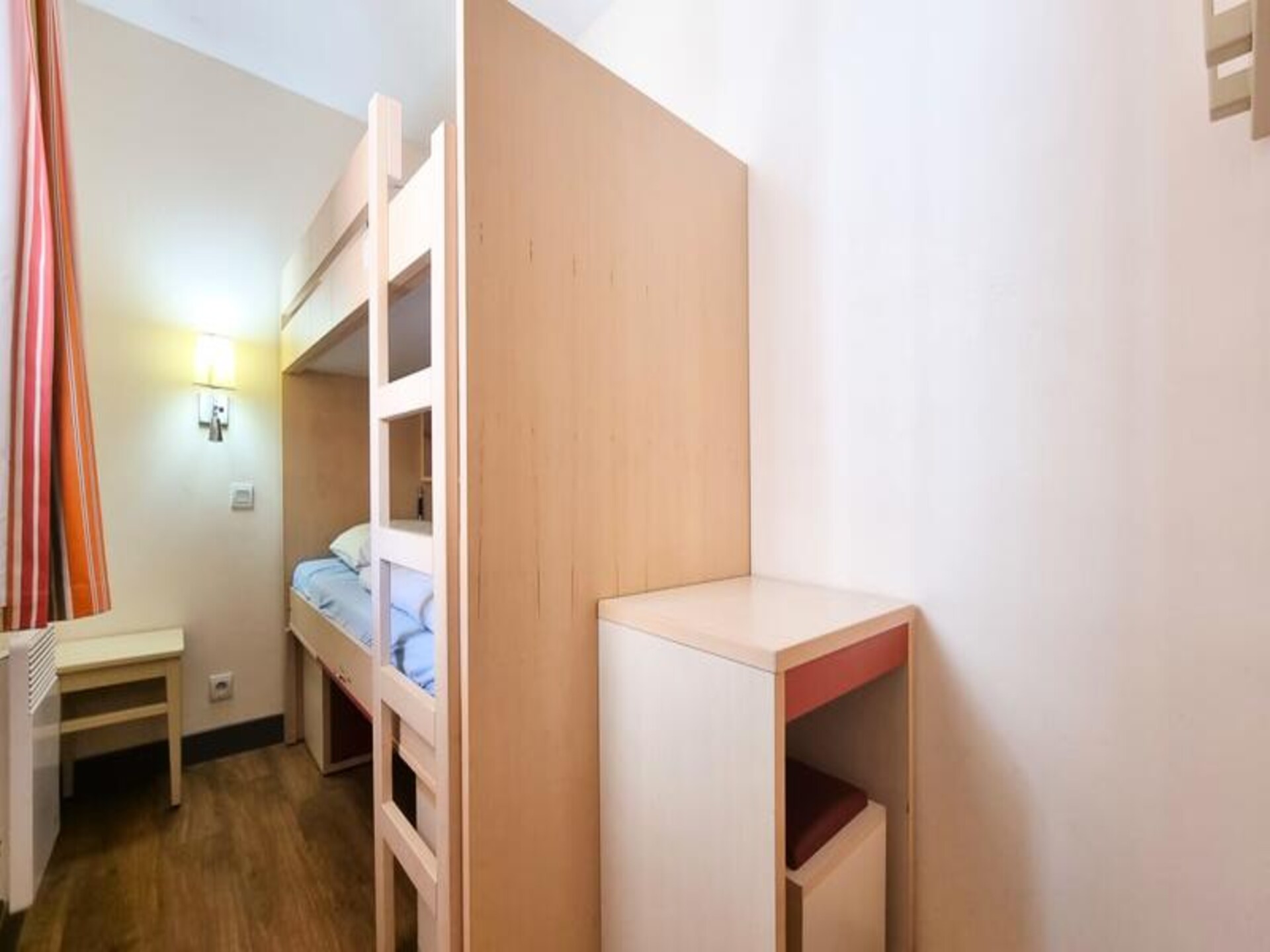 Zonovergoten appartement voor 7 personen met zeezicht nabij de stranden van Agay - foto 15