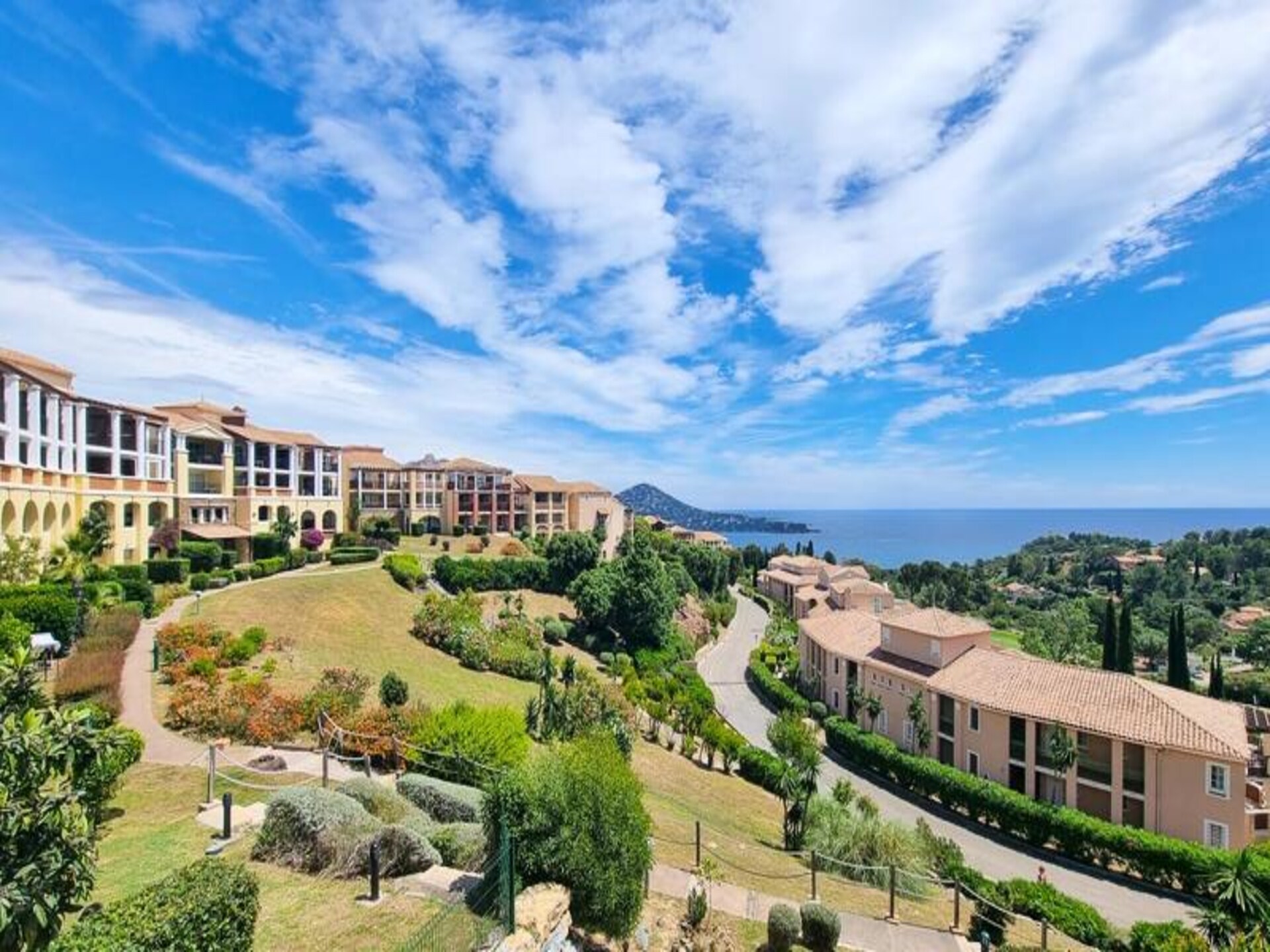 Zonovergoten appartement voor 7 personen met zeezicht nabij de stranden van Agay - foto 23