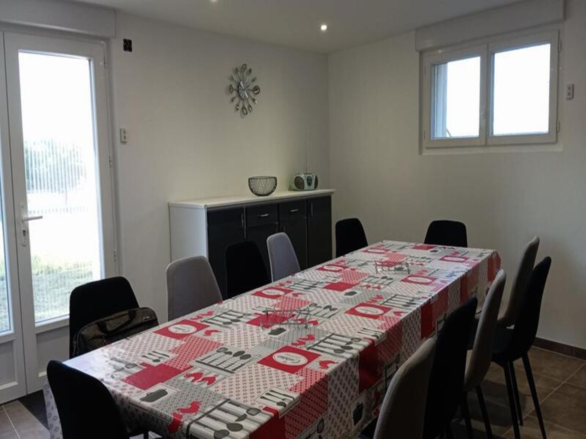 Ruim vakantieappartement voor 14 personen in Sainte-Eulalie, Frankrijk - foto 2