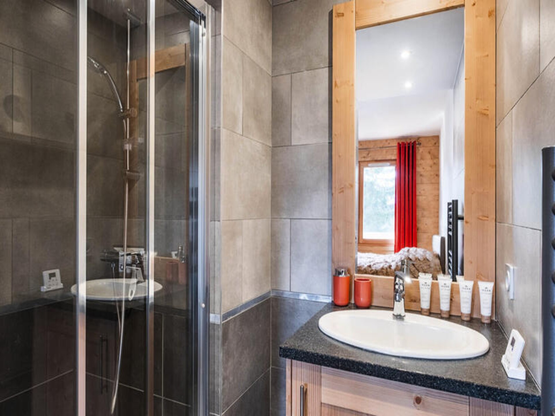 Ruim appartement voor 6 personen in het hart van Villard-sur-Doron - foto 11