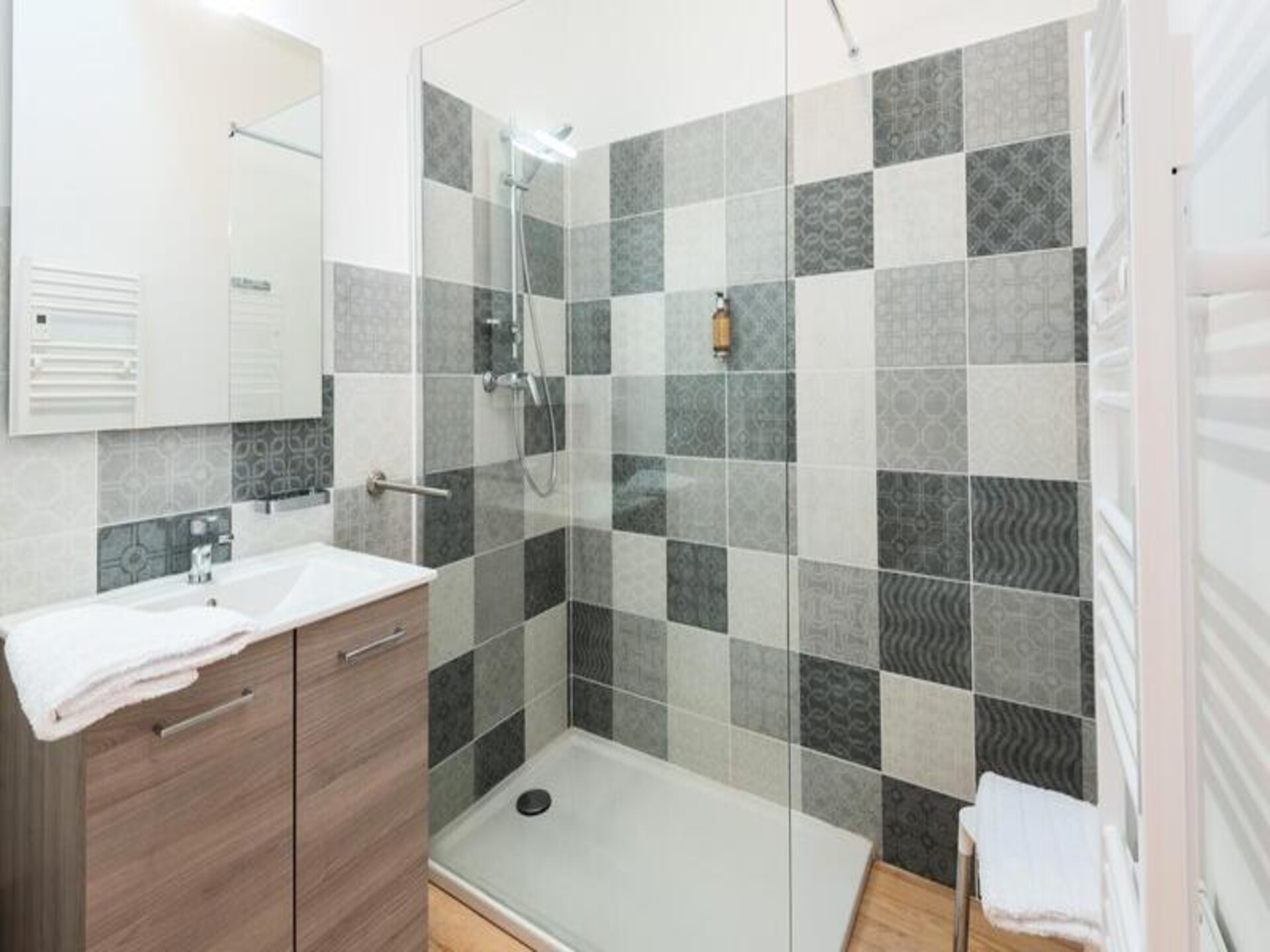 Luxe appartement in Antrenas met jacuzzi, sauna en privétuin voor 6 personen - foto 22