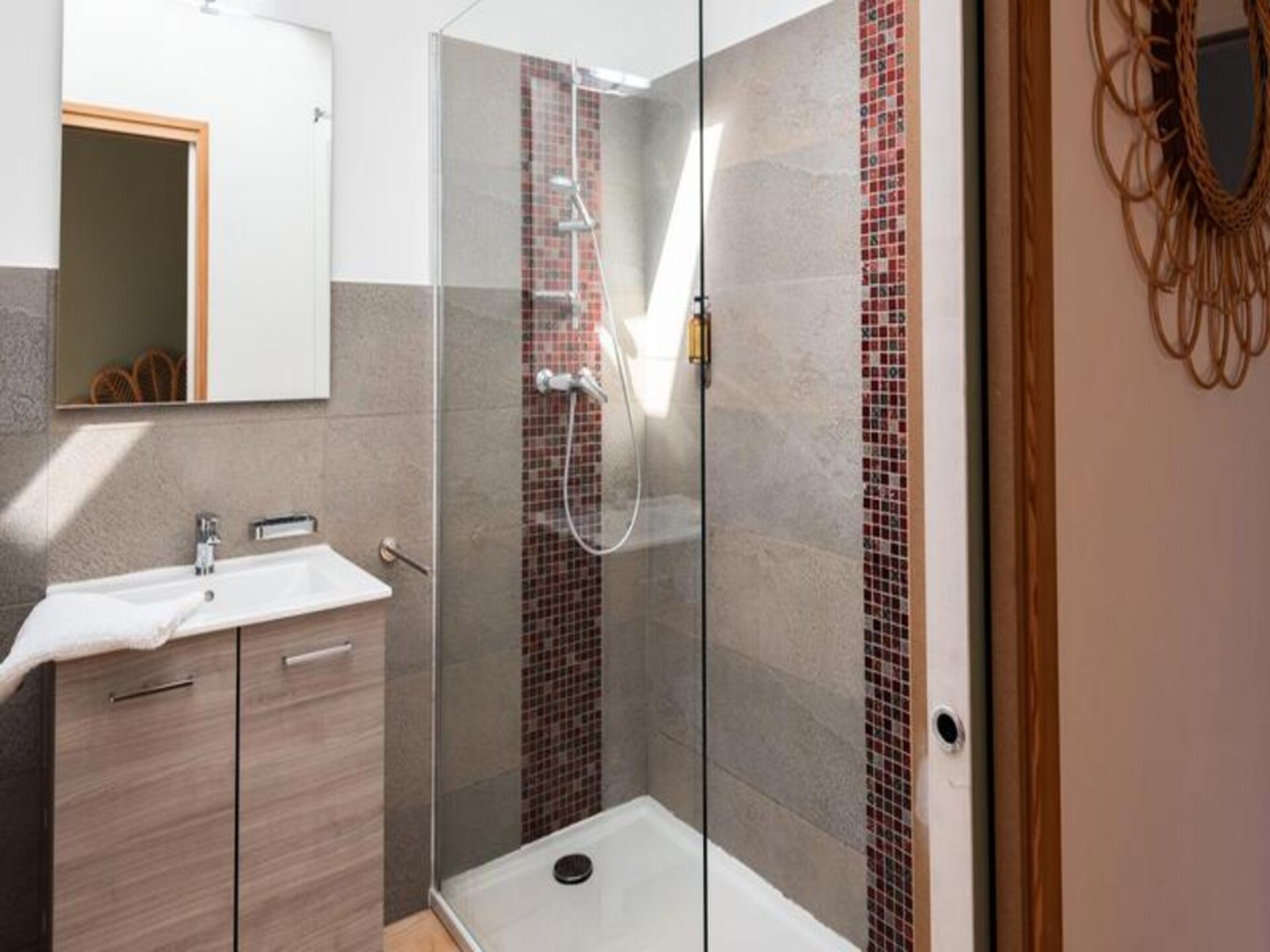Luxe appartement in Antrenas met jacuzzi, sauna en privétuin voor 6 personen - foto 33