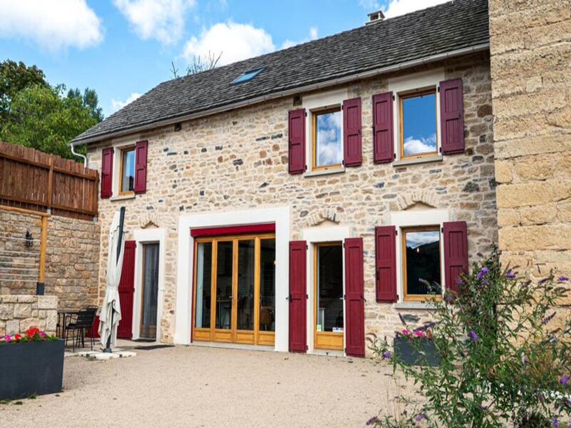 Luxe appartement in Antrenas met jacuzzi, sauna en privétuin voor 6 personen - foto 45