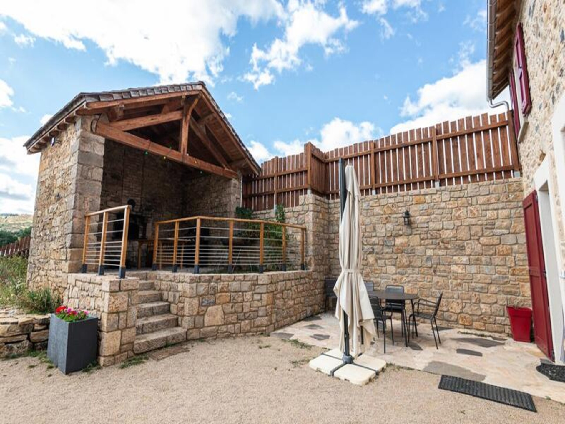Luxe appartement in Antrenas met jacuzzi, sauna en privétuin voor 6 personen - foto 46