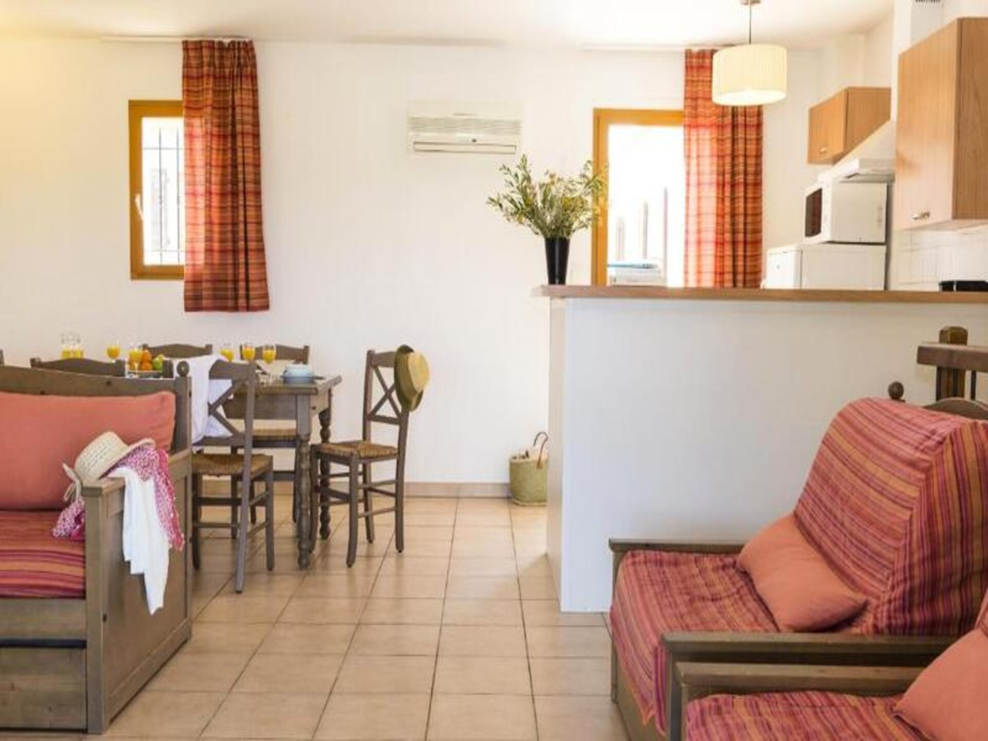 Ruim appartement op 600m van strand met zwembad in Belgodère - foto 14