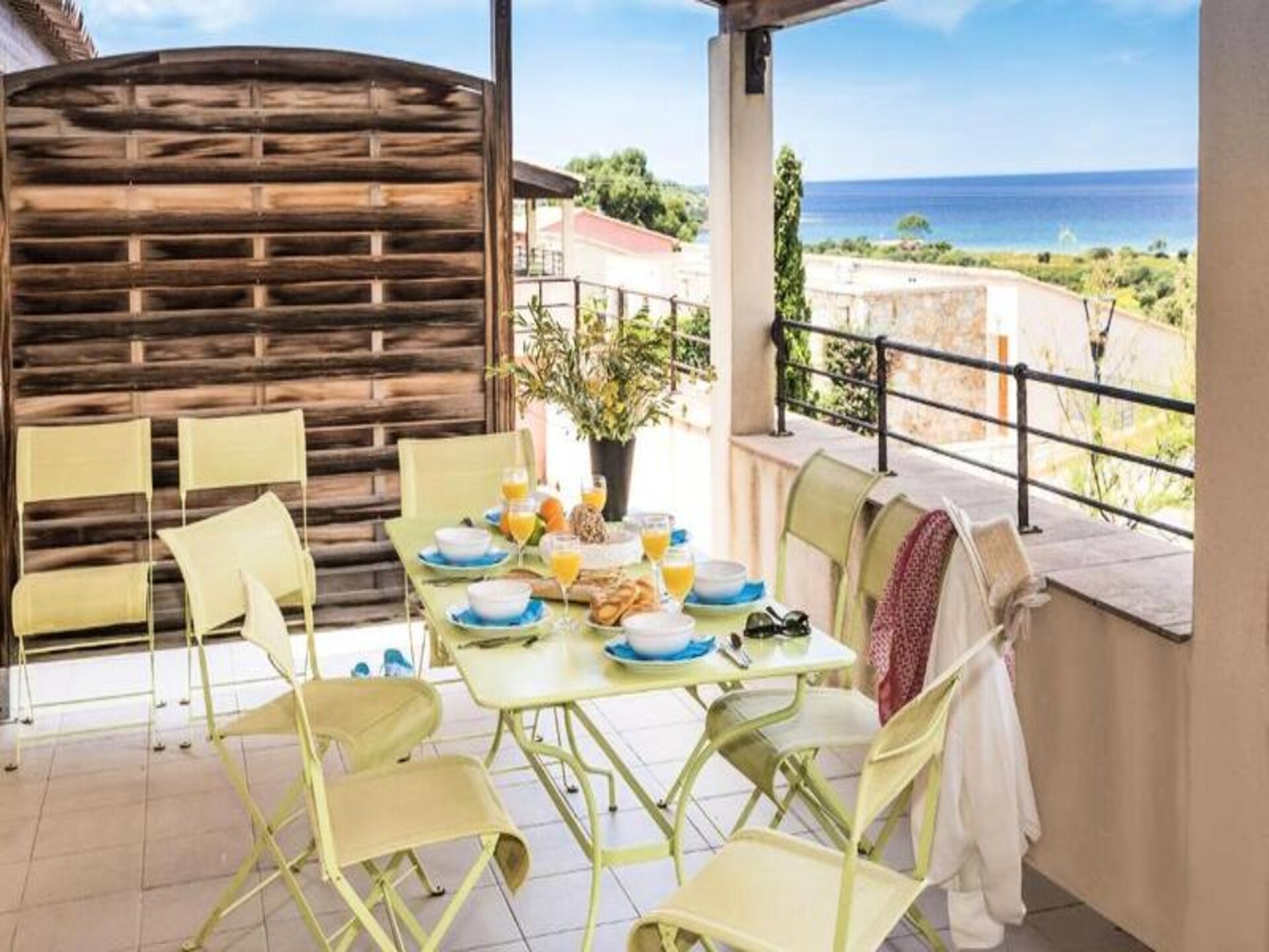 Ruim appartement op 600m van strand met zwembad in Belgodère - foto 17