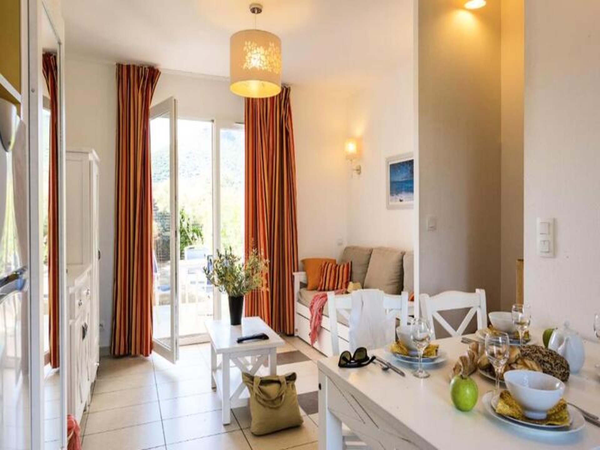 Knus appartement nabij strand Belgodère met tuin en zwembad - foto 12