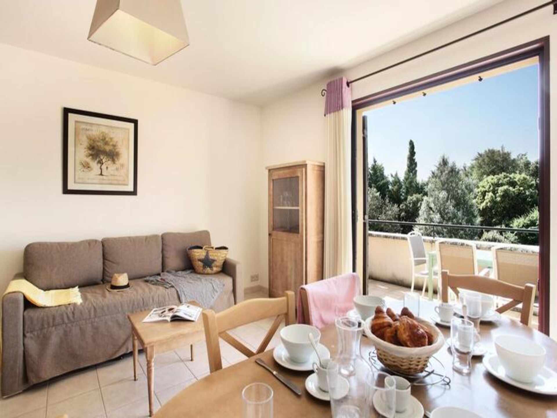 Ruim appartement voor 6 met airco en tuin bij Bonnieux in de Luberon - foto 12