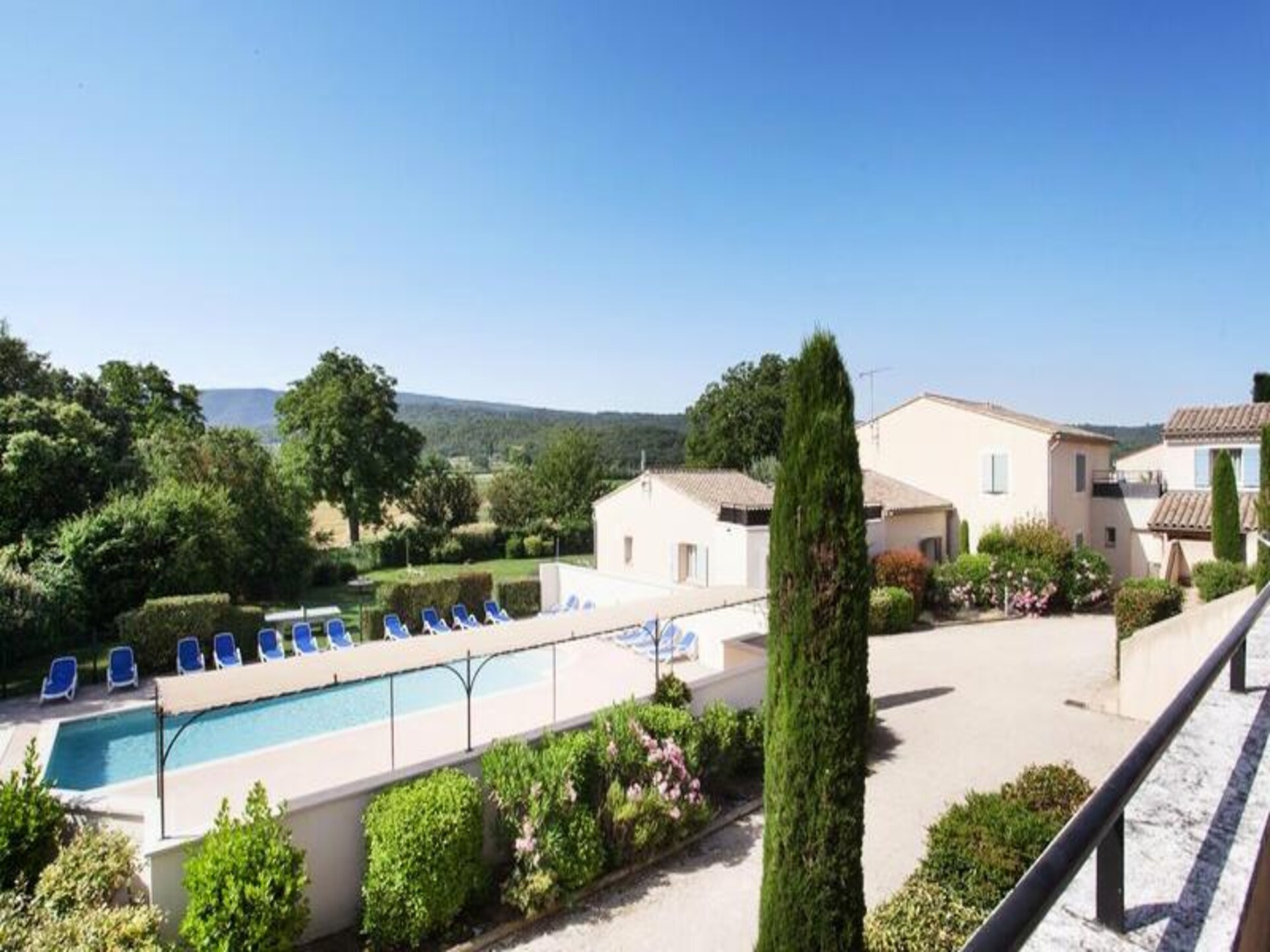 Ruim appartement voor 7 met airco en zwembad bij Bonnieux in de Luberon - foto 11