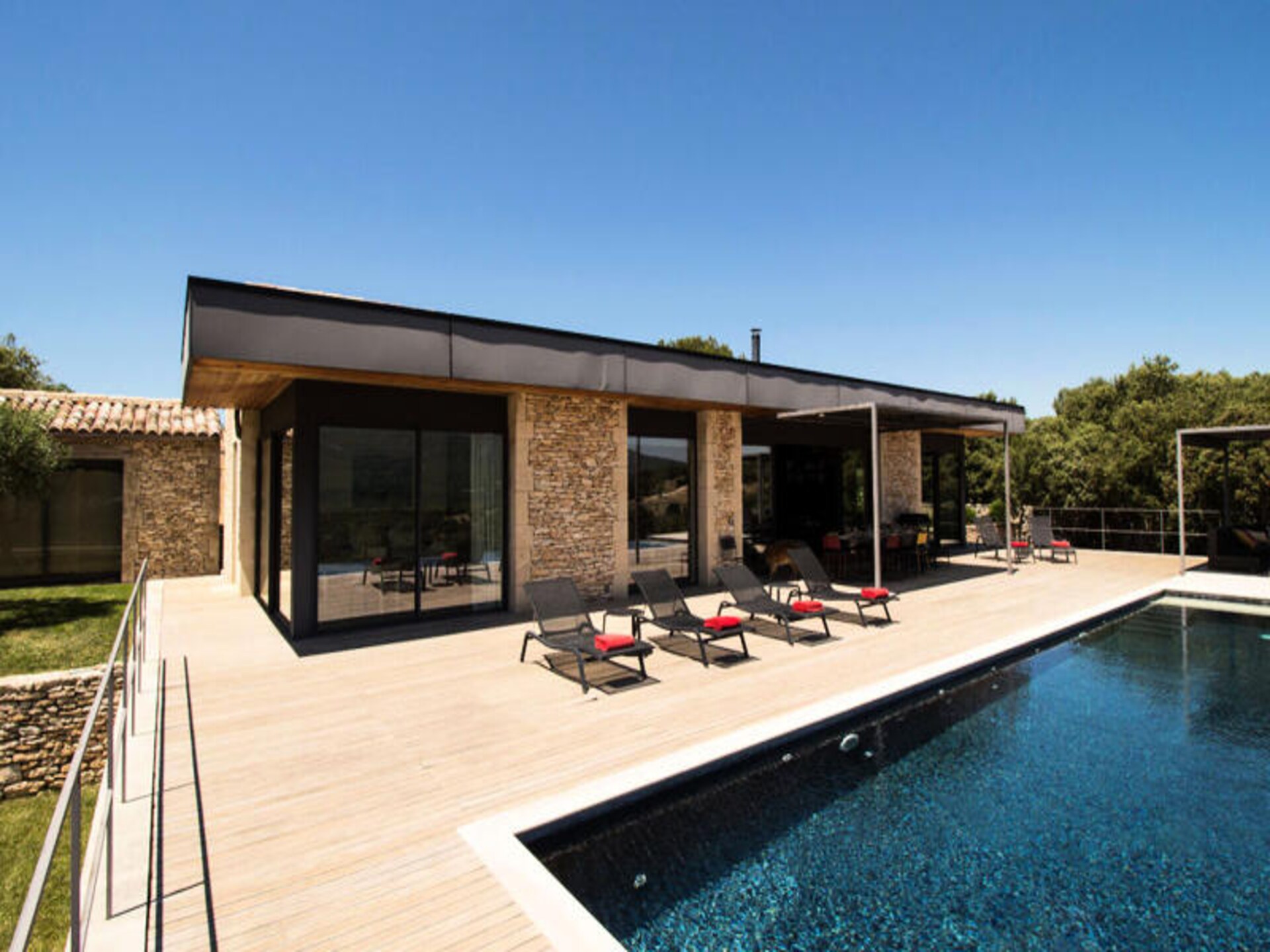 Architectonische villa met verwarmd zwembad en Luberon-panorama bij Bonnieux - foto 25