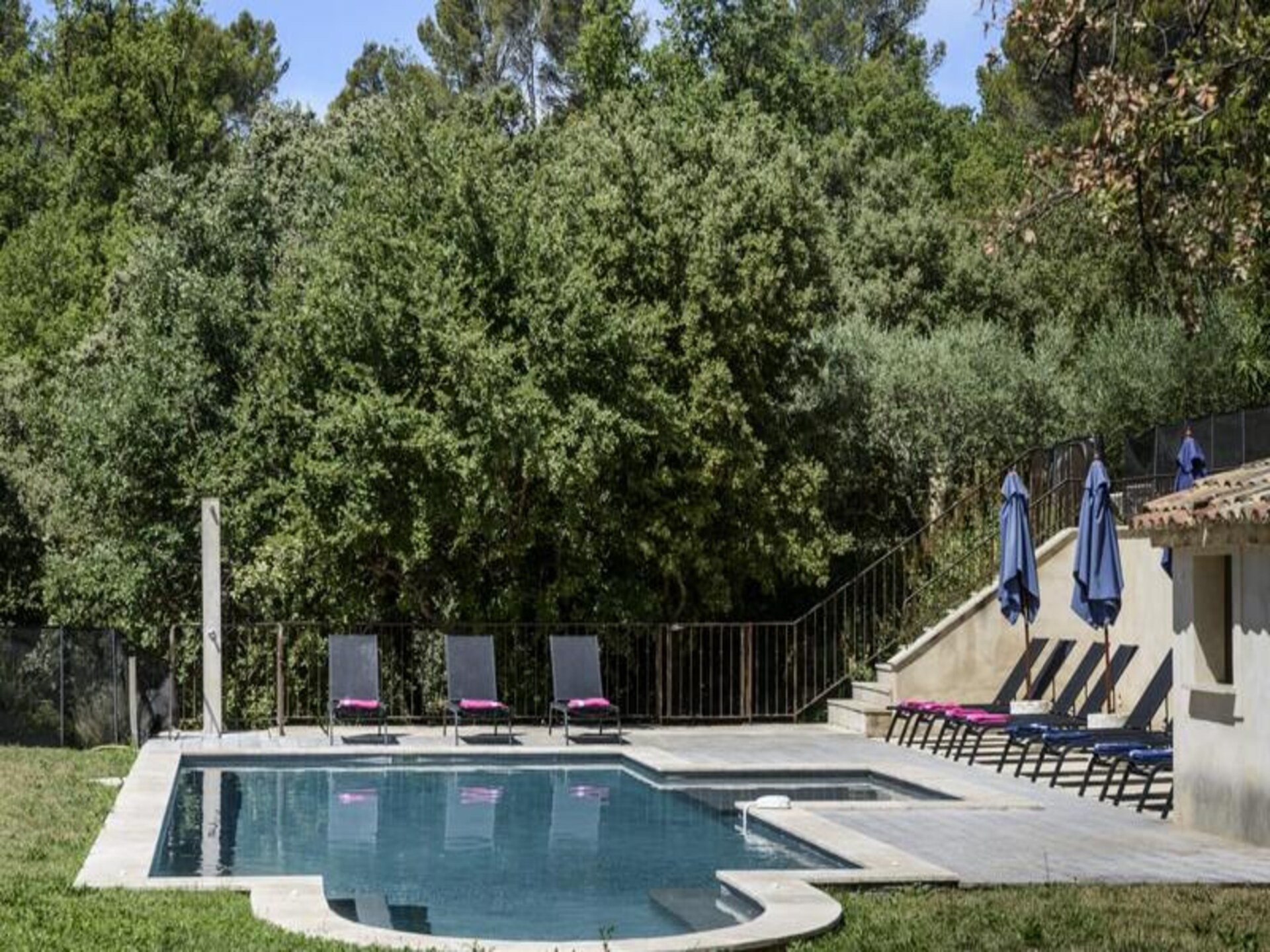 Ruim Provençaals vakantiehuis voor 14 personen met privézwembad in Cadenet - foto 4