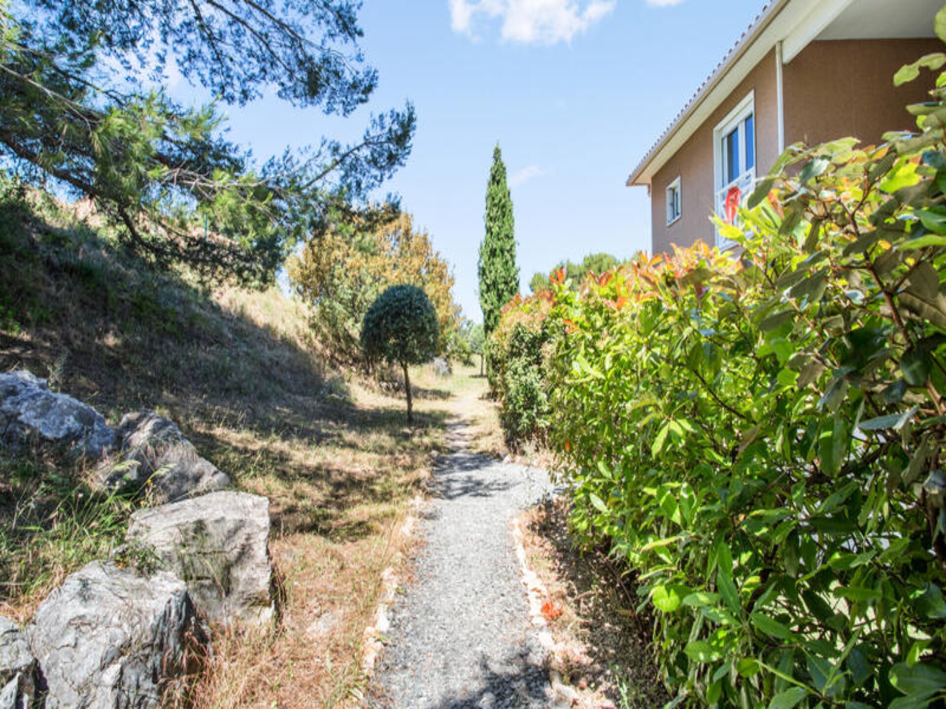Knus appartement voor 4 bij Carnoux-en-Provence met zwembad en tuin - foto 6