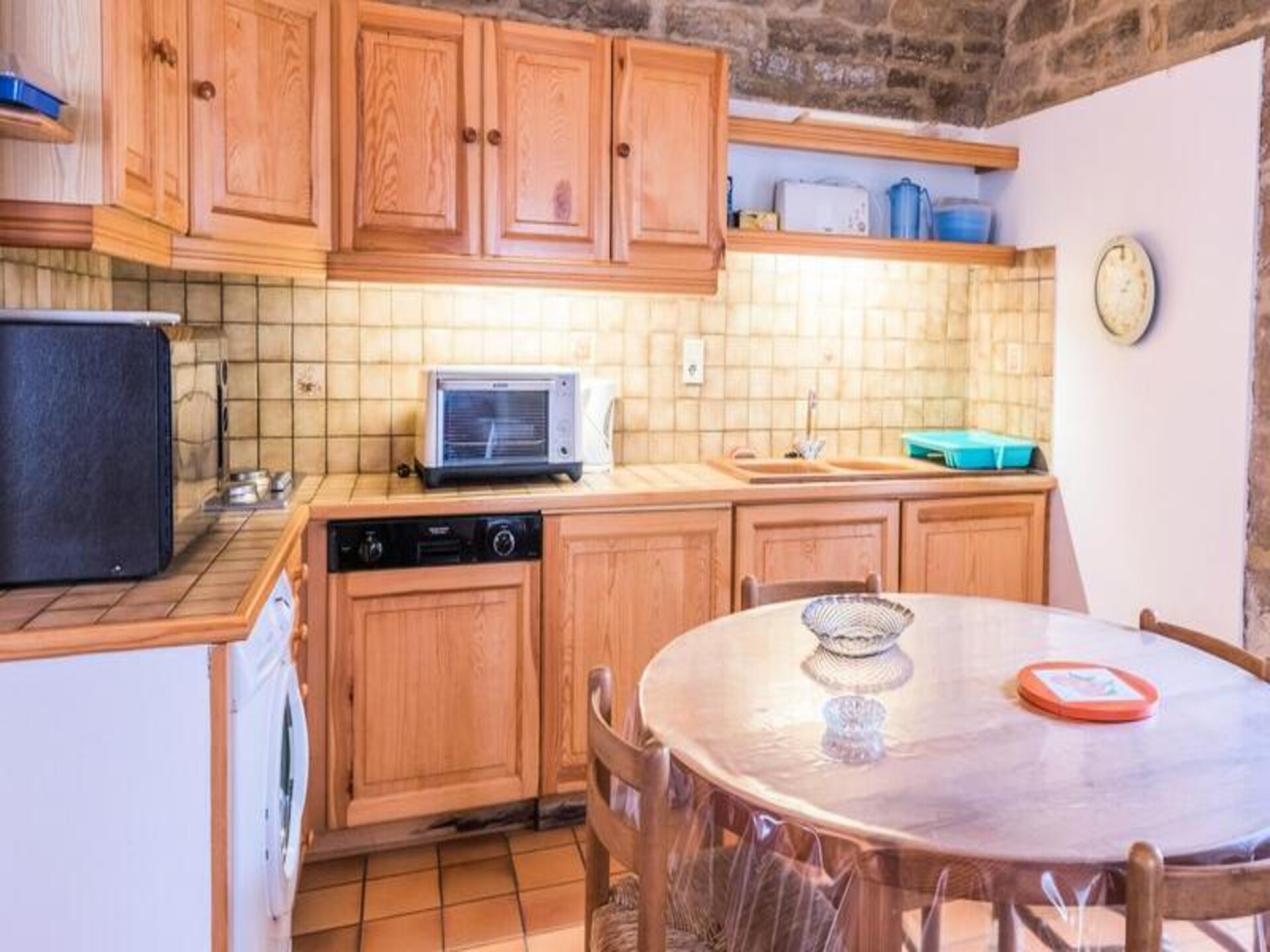 Authentiek 17e-eeuws vakantiehuis voor 6 personen in Bourgs-sur-Colagne - foto 9