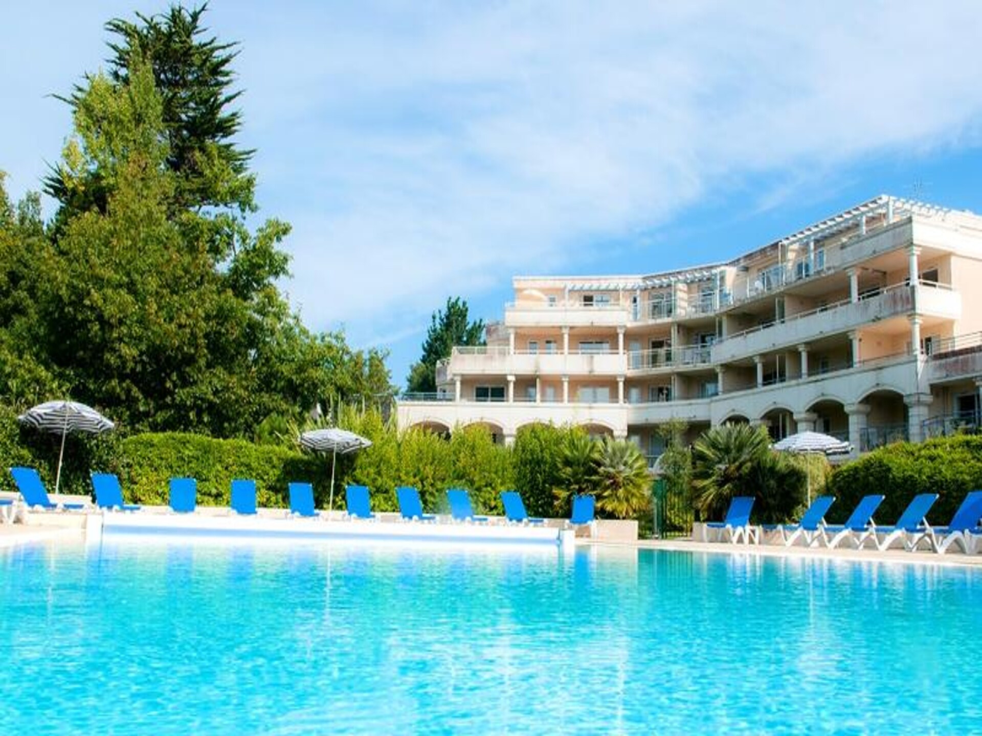 Luxe appartement op 300m van strand La Baule met zwembad - foto 1