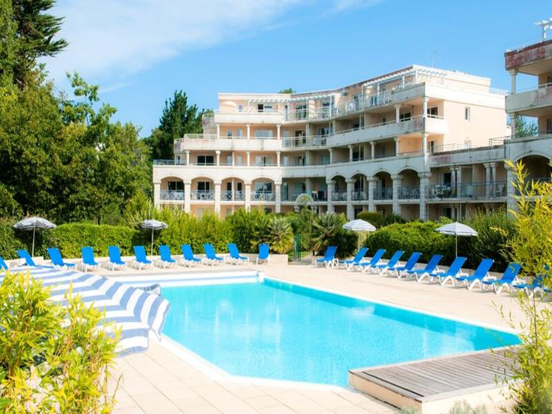 Luxe appartement op 300m van strand La Baule met zwembad - foto 8