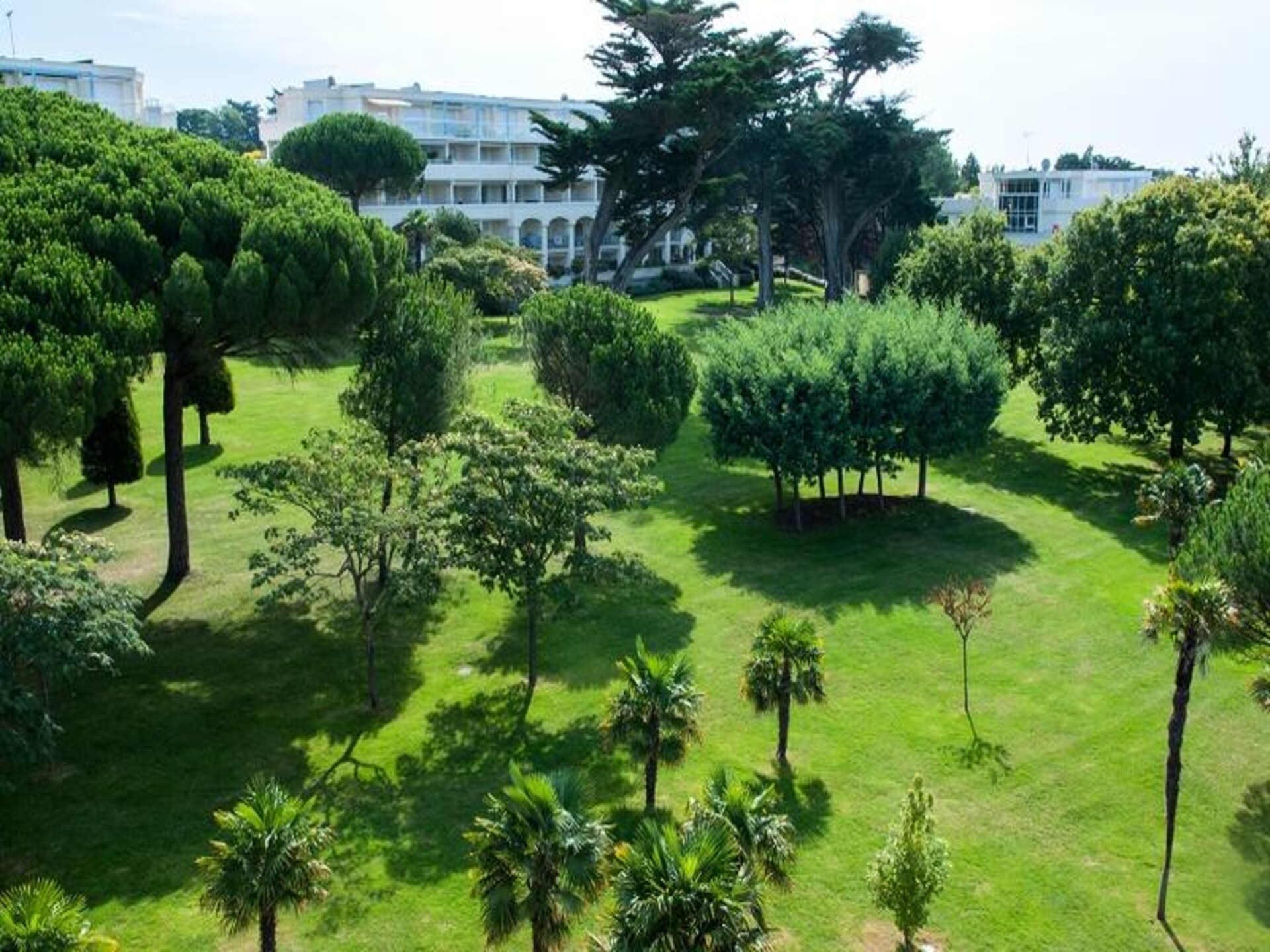 Luxe appartement op 300m van strand La Baule met zwembad - foto 12