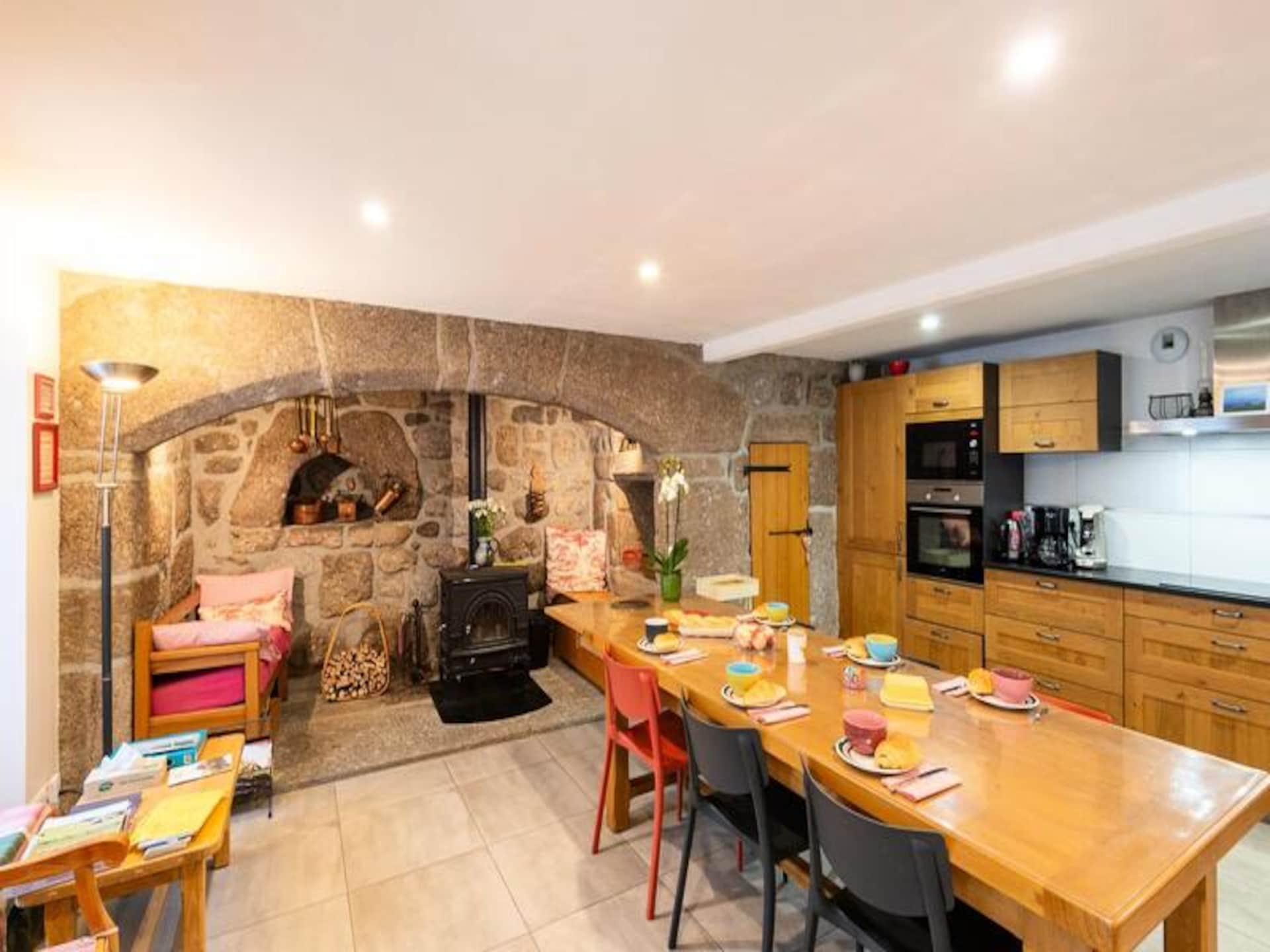 Ruim vakantiehuis voor 10 op het Aubrac-plateau met privébinnenplaats - foto 8