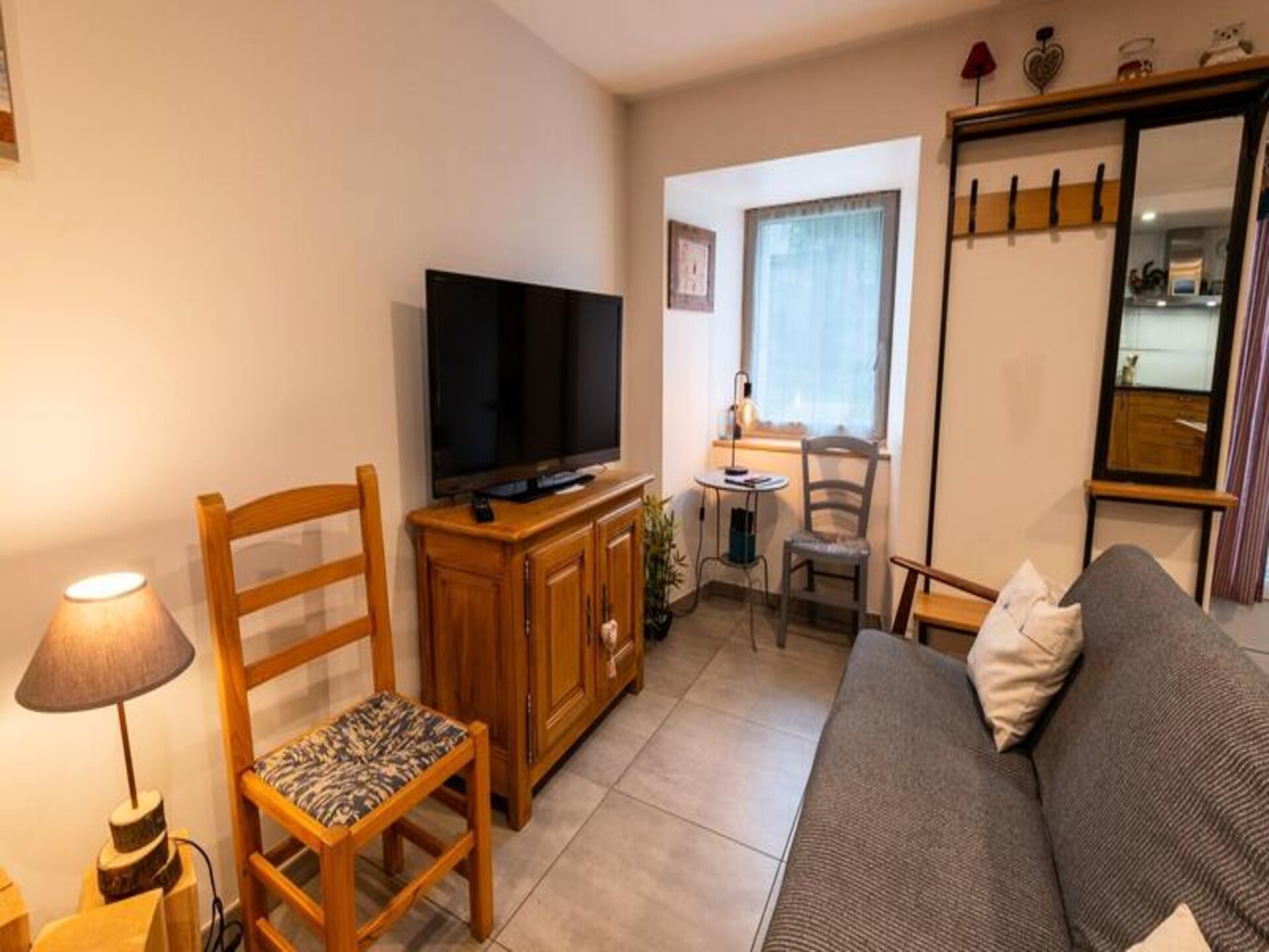 Ruim vakantiehuis voor 10 op het Aubrac-plateau met privébinnenplaats - foto 18