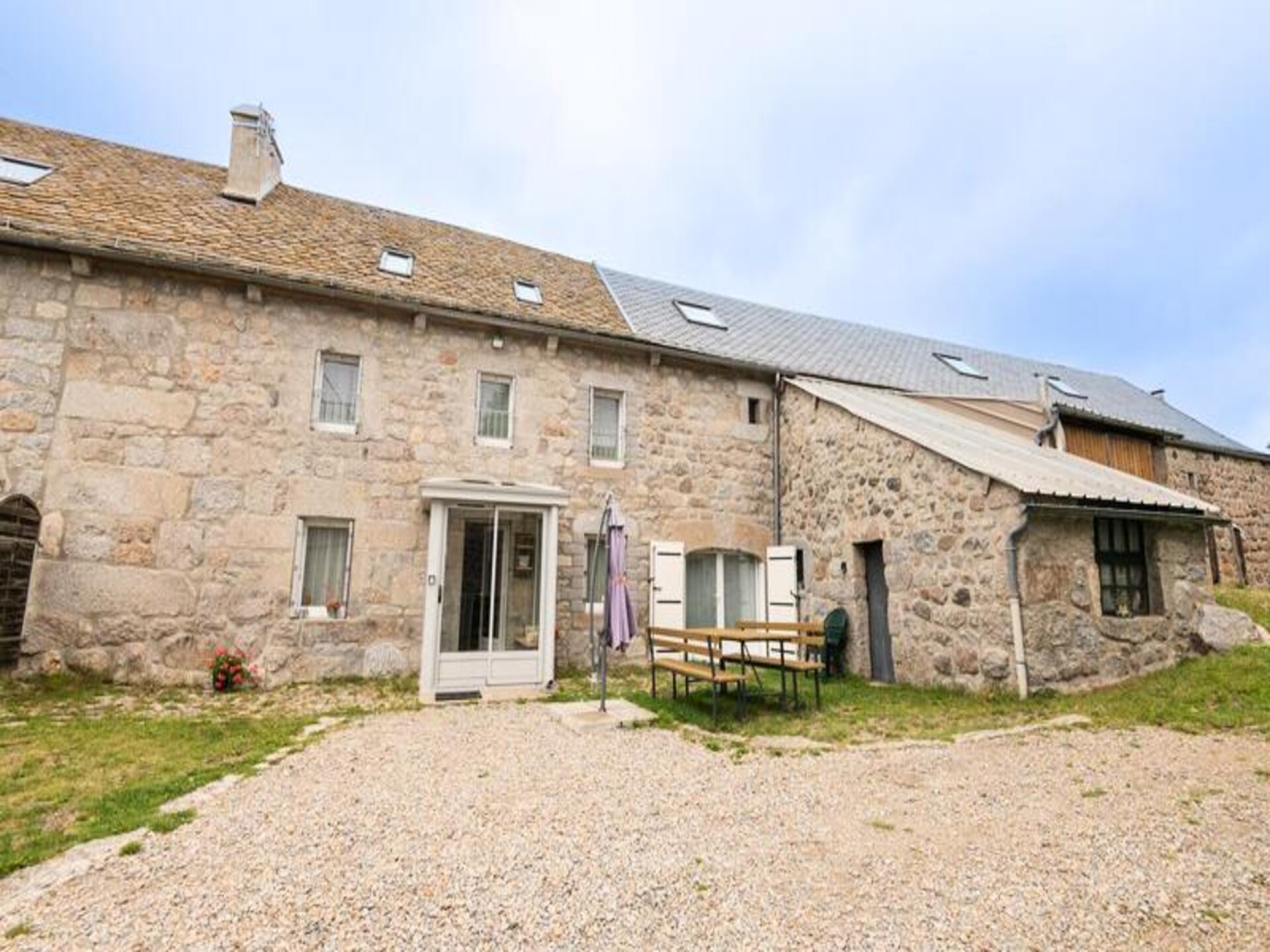 Ruim vakantiehuis voor 10 op het Aubrac-plateau met privébinnenplaats - foto 54