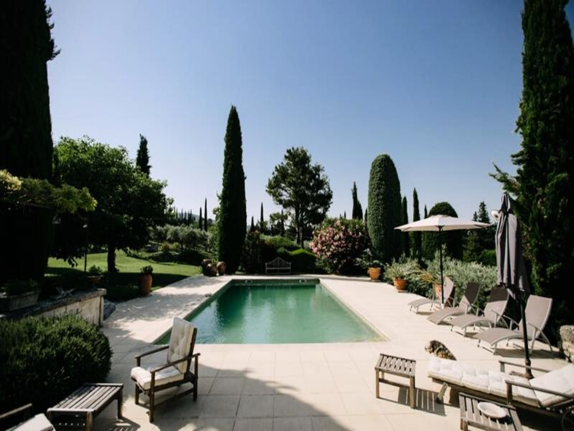 Luxe appartement met privézwembad en wellness in Pernes-les-Fontaines - foto 31