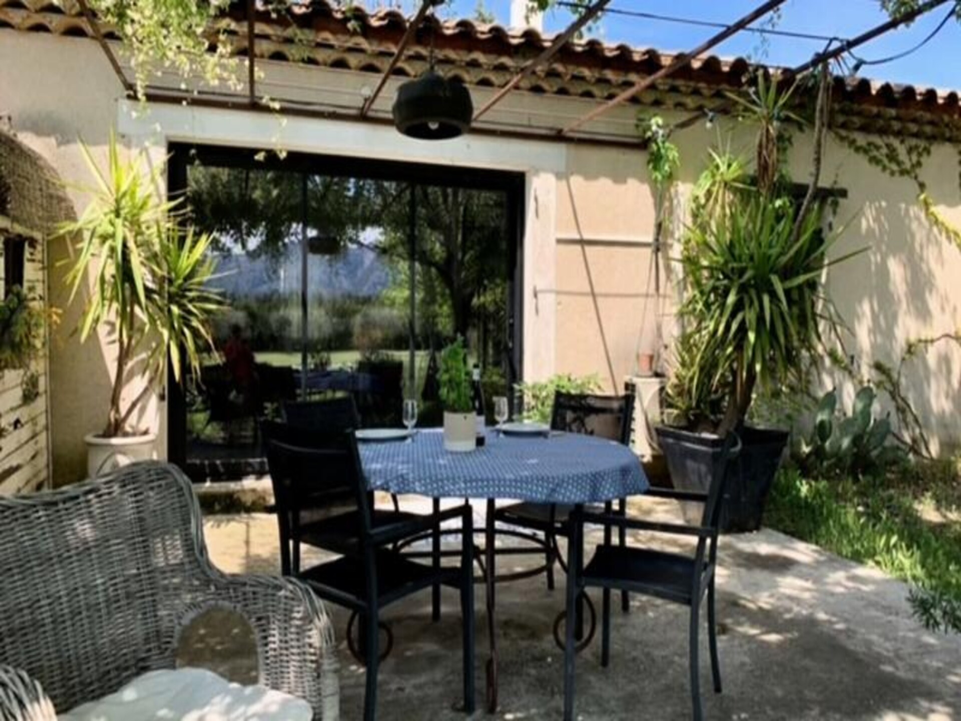 Ruim appartement met privézwembad en panoramisch uitzicht op de Luberon - foto 25