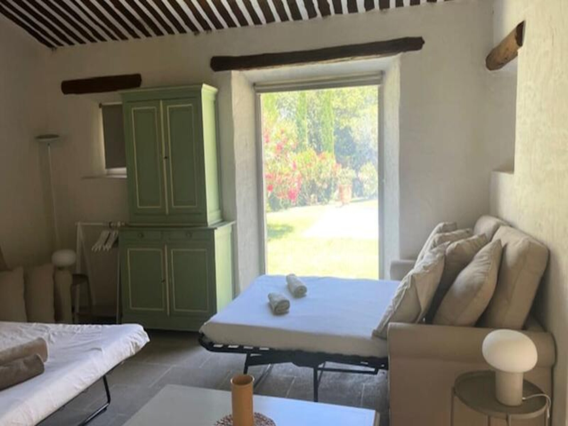 Uitzonderlijk vakantiehuis in Robion met zwembad en olijfgaard, 12 personen - foto 43