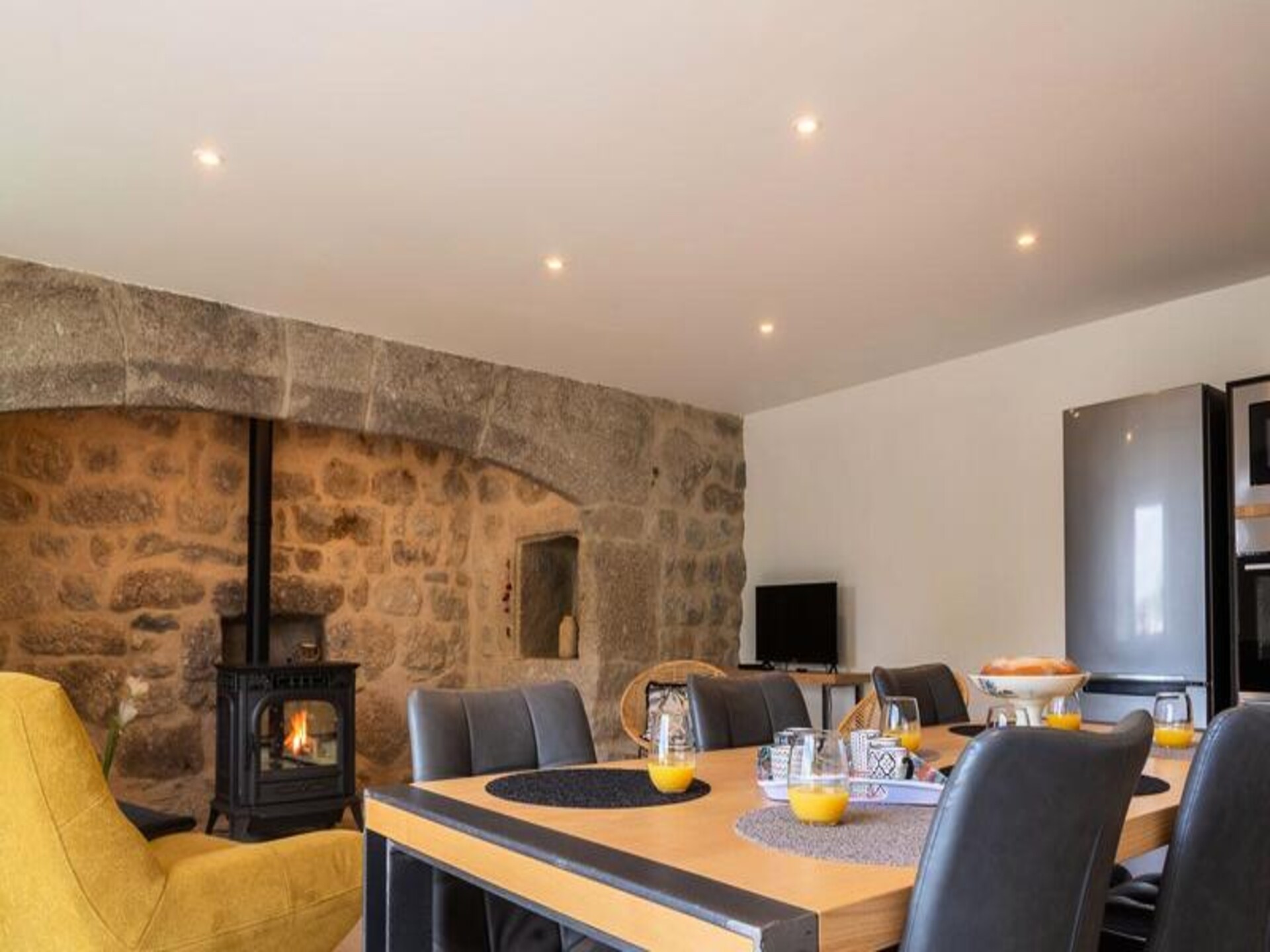 Ruim appartement in St-Laurent-de-Muret met terras en uitzicht op Aubrac - foto 3