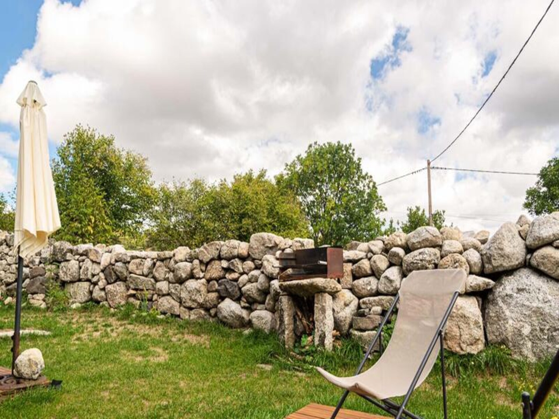 Ruim appartement in St-Laurent-de-Muret met terras en uitzicht op Aubrac - foto 10