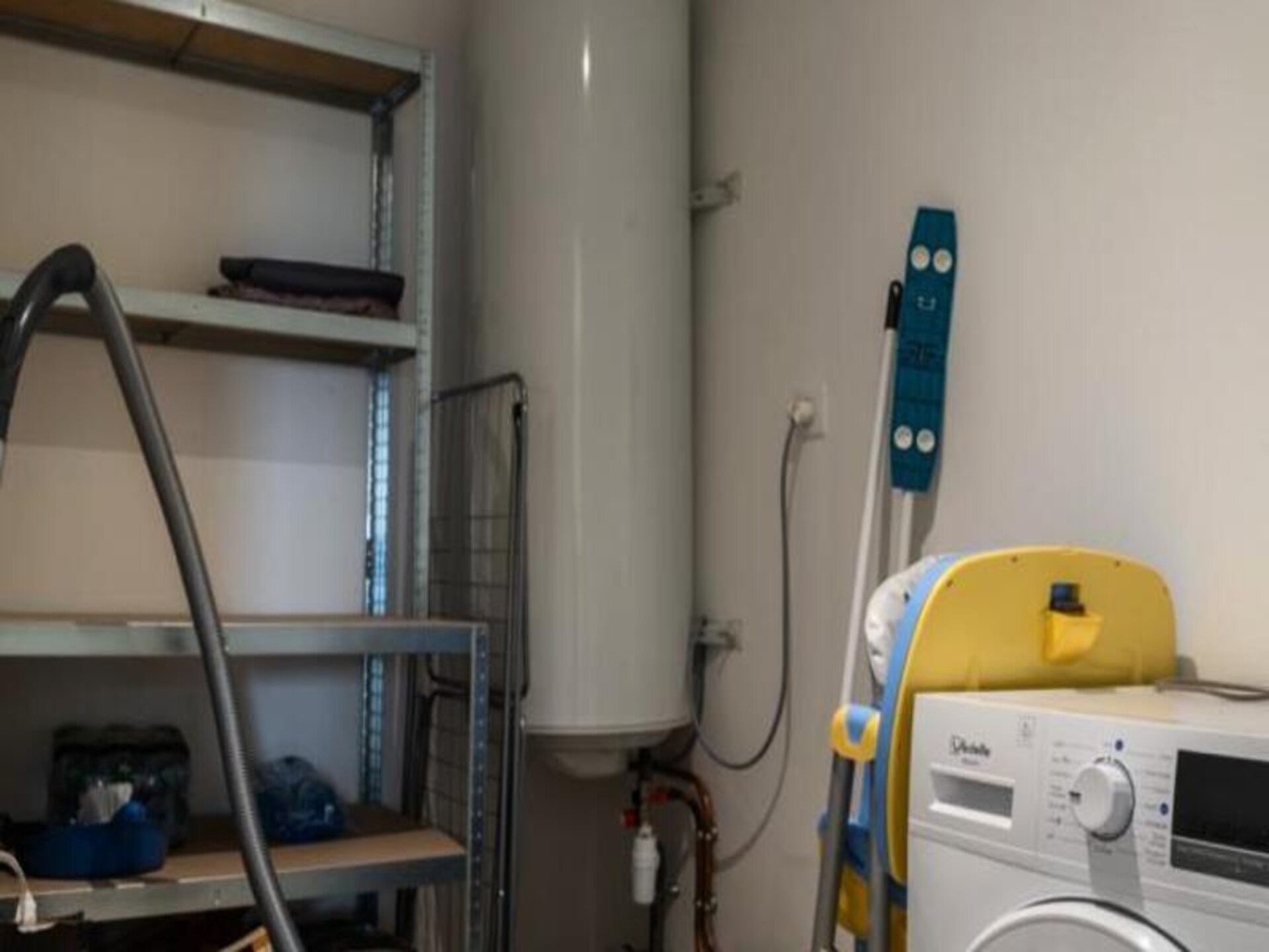 Ruim appartement in St-Laurent-de-Muret met terras en uitzicht op Aubrac - foto 25