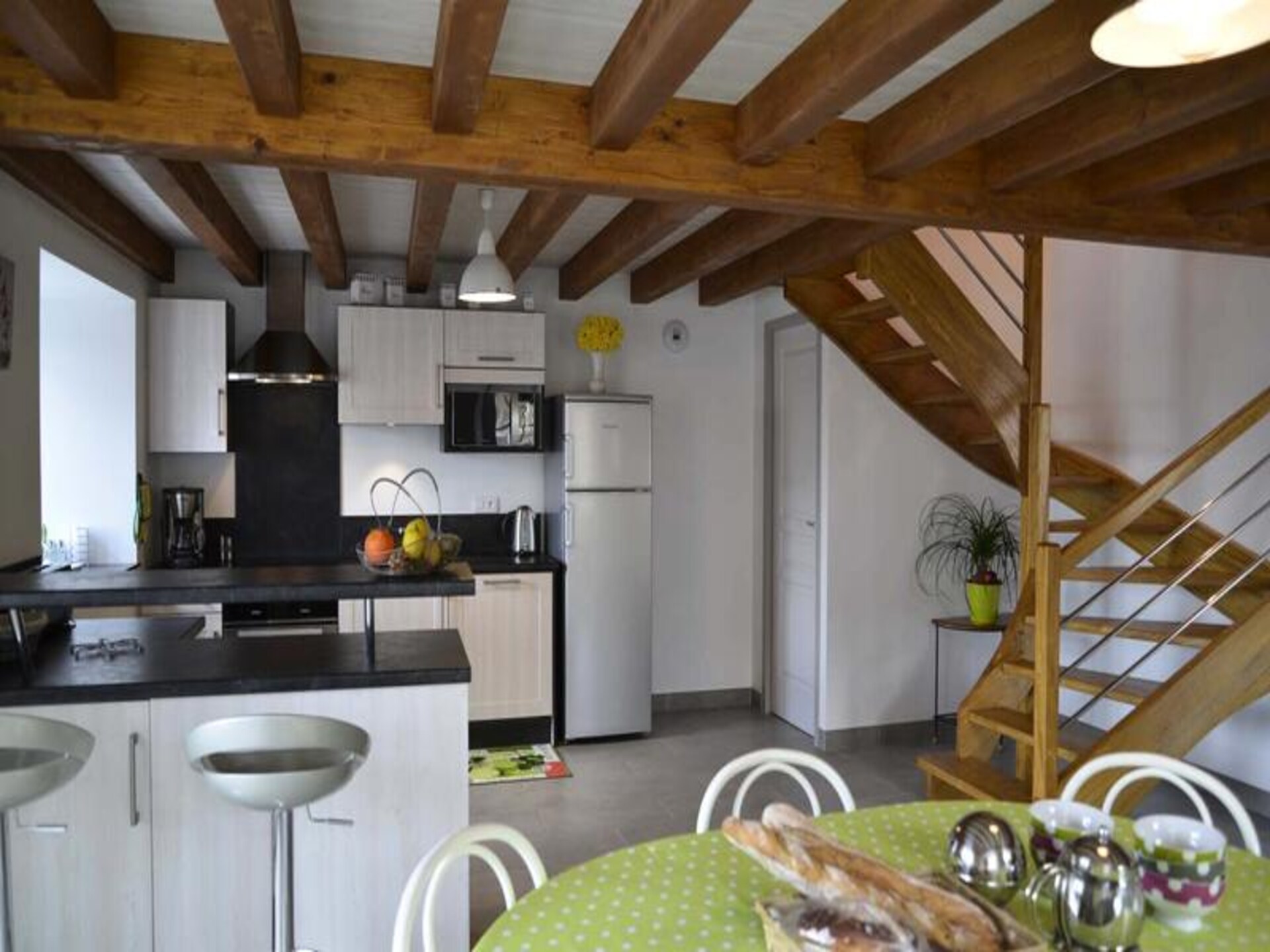 Authentiek vakantiehuis voor 8 met ommuurde tuin in St Léger du Malzieu - foto 7