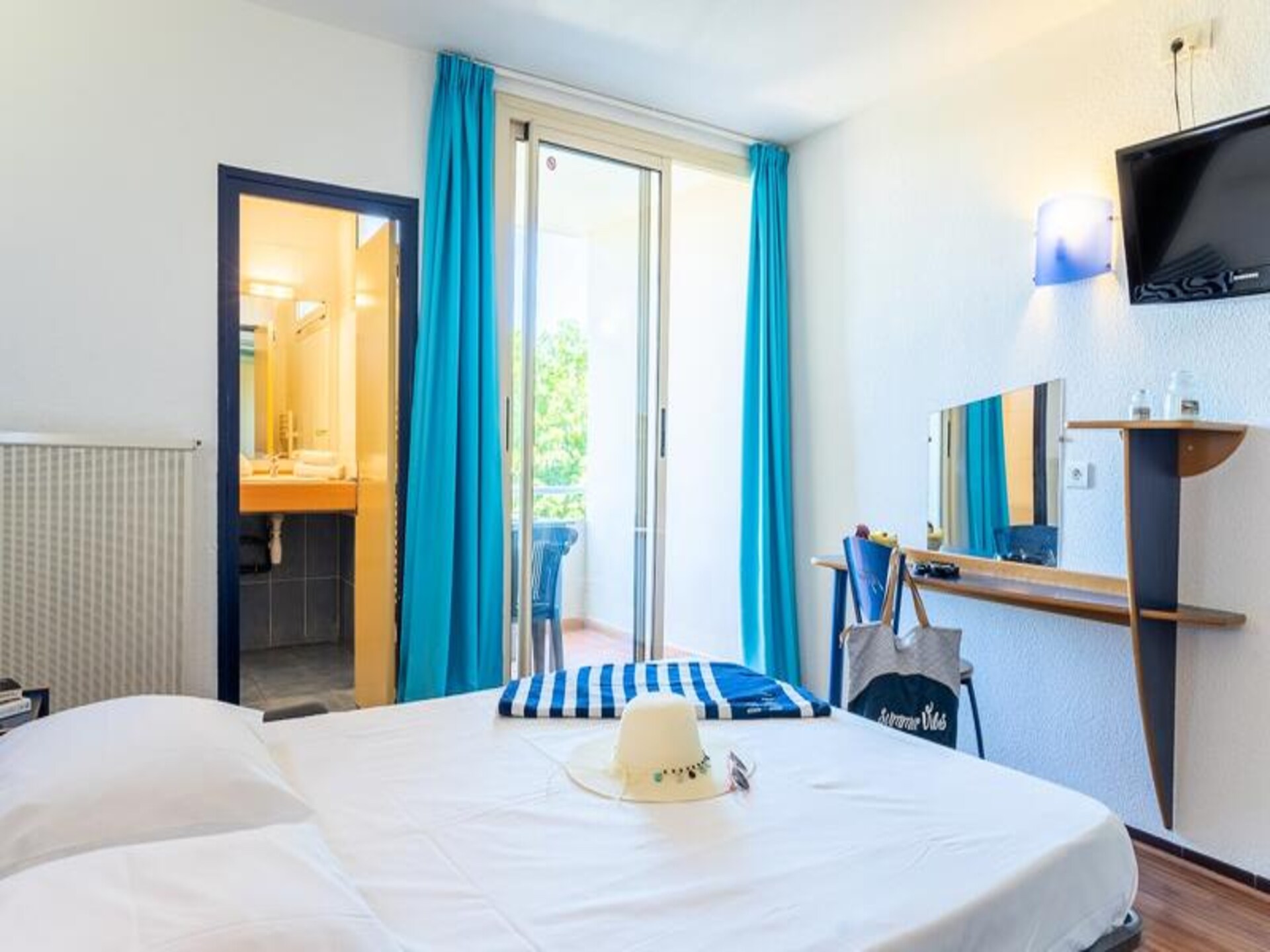 Studio met balkon in Saint-Pierre-la-Mer, op loopafstand van het strand - foto 8