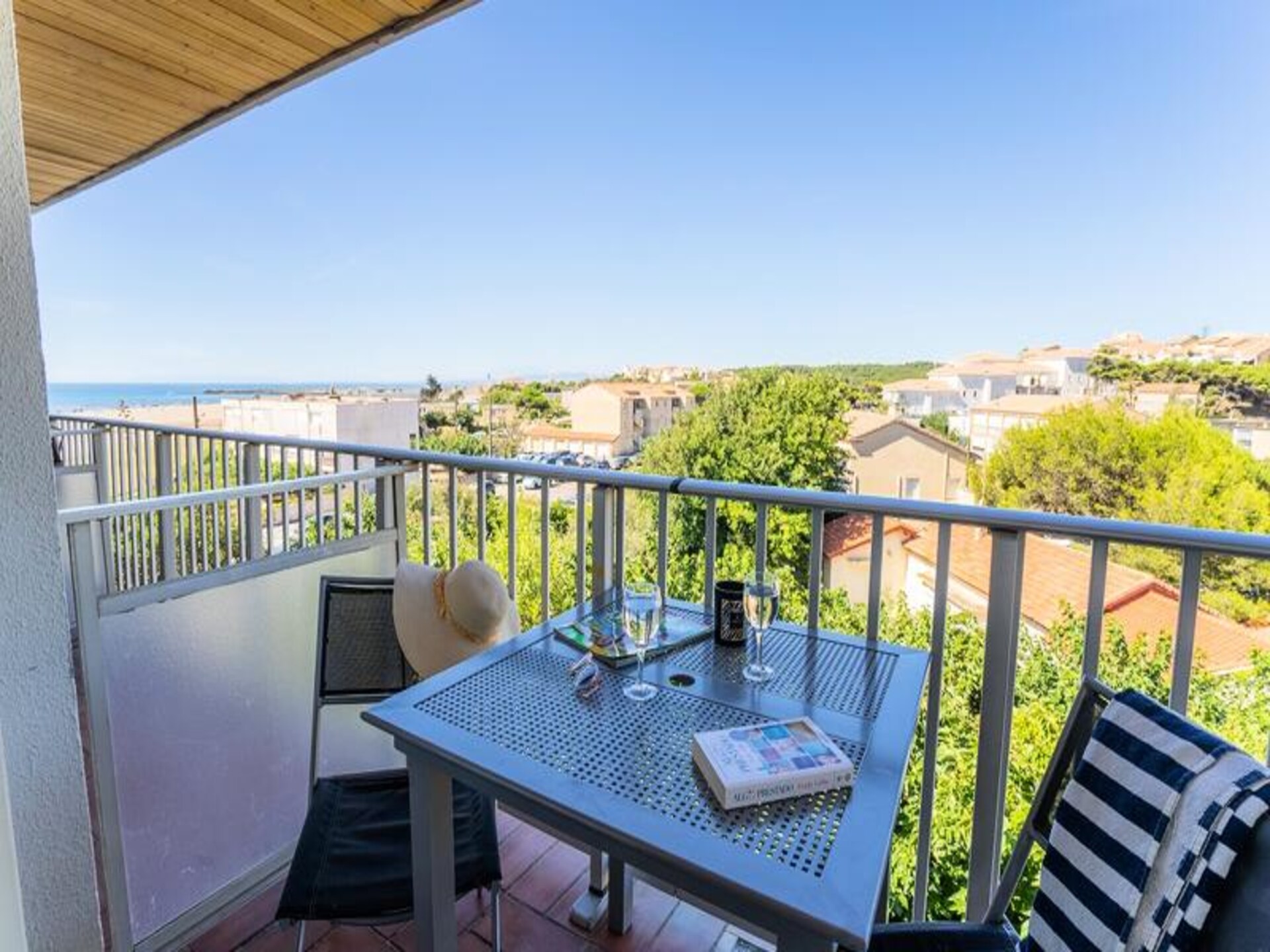 Knus appartement op 200m van strand in Saint-Pierre-la-Mer - foto 11