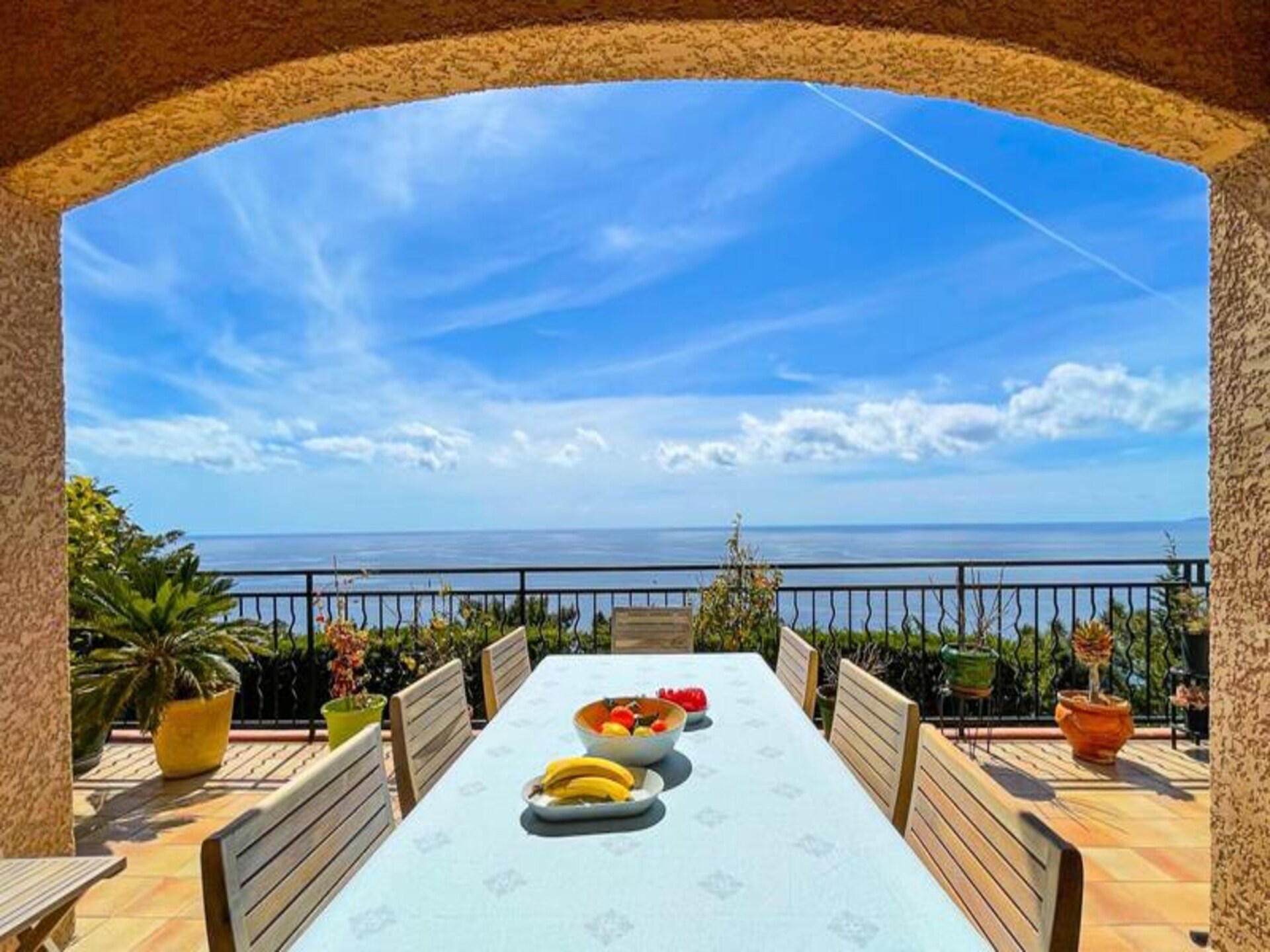Ruim appartement voor 11 personen met panoramisch zeezicht in Saint-Raphaël - foto 9