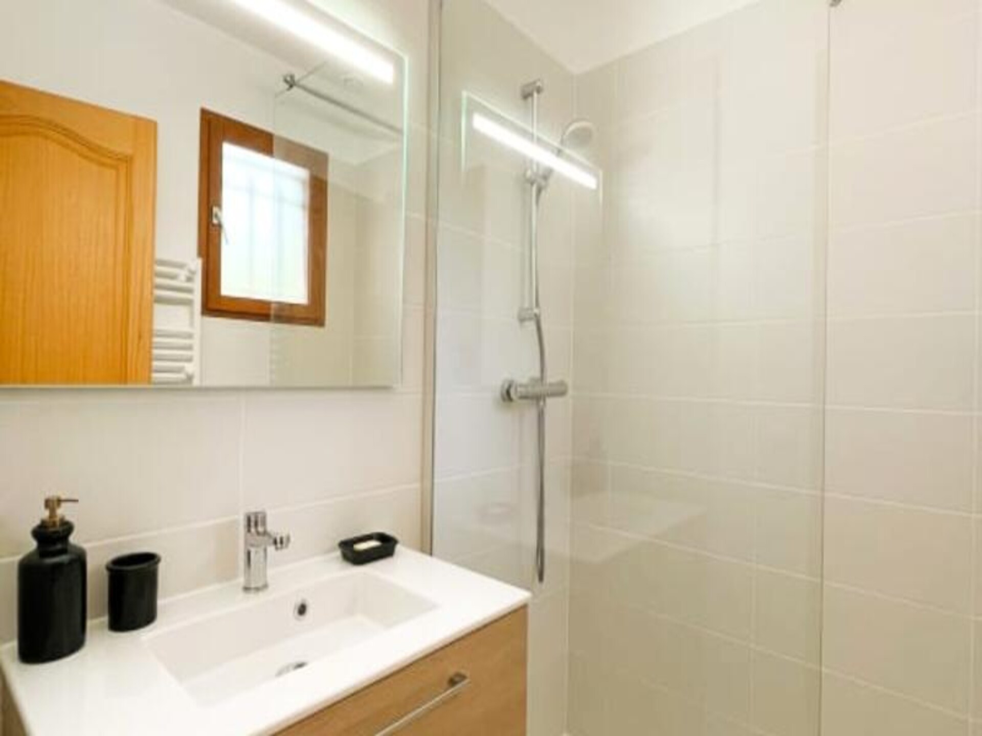 Ruim appartement voor 11 personen met panoramisch zeezicht in Saint-Raphaël - foto 20