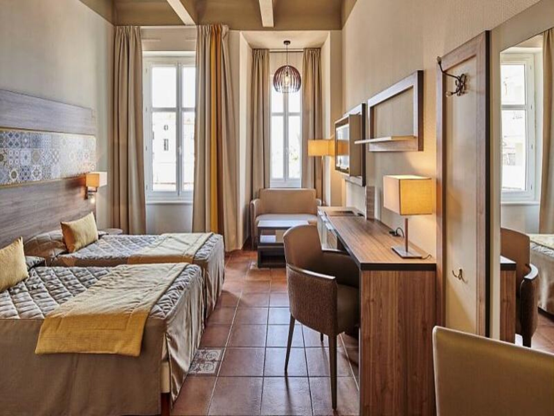 Knus appartement in hartje Saint-Raphaël, op 500m van het strand - foto 11