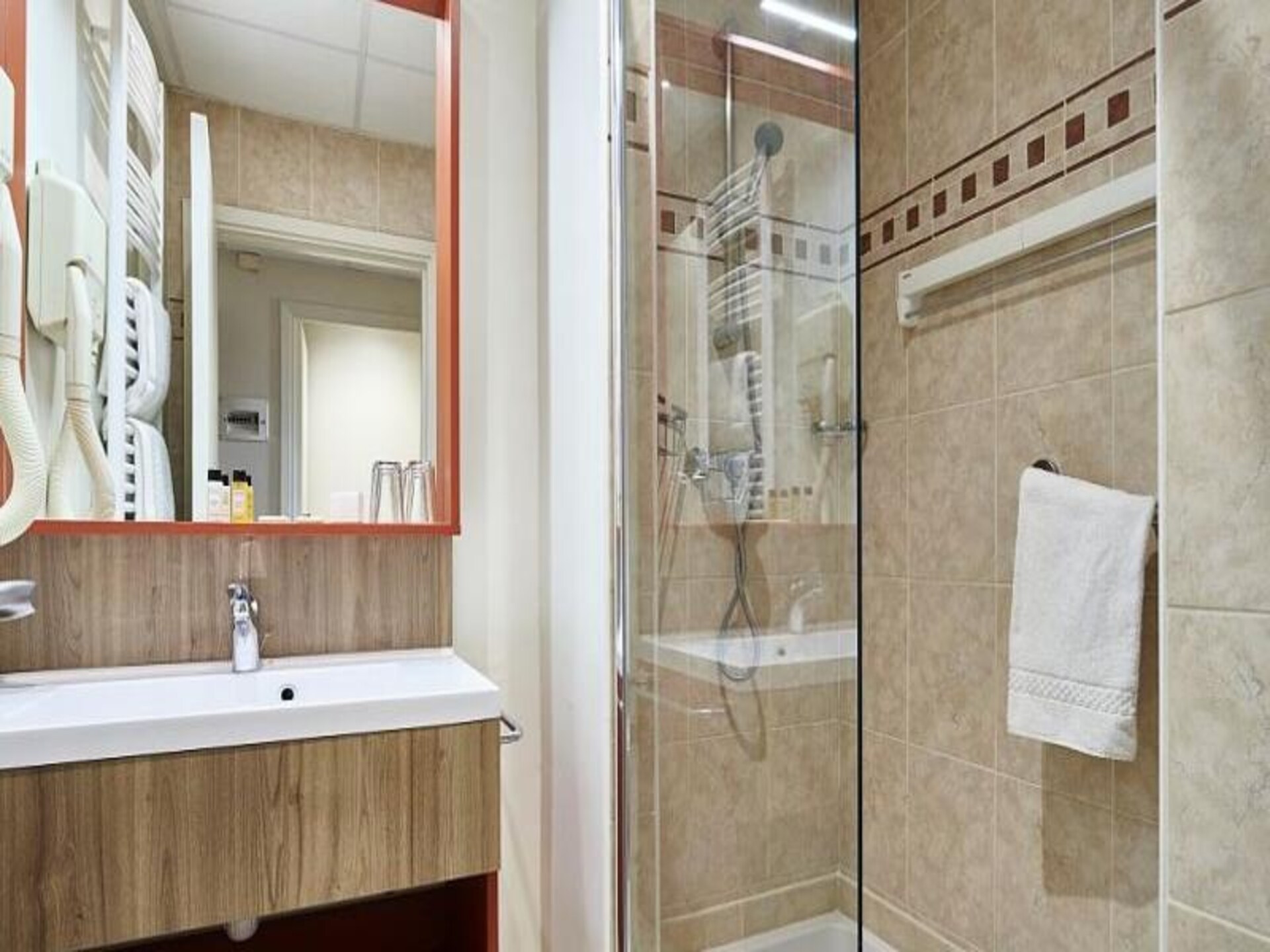 Knus appartement in hartje Saint-Raphaël, op 500m van het strand - foto 12