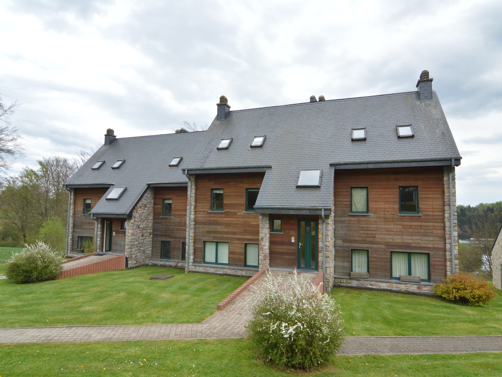 6-persoons appartement met tuin aan het meer van Robertville - foto 2